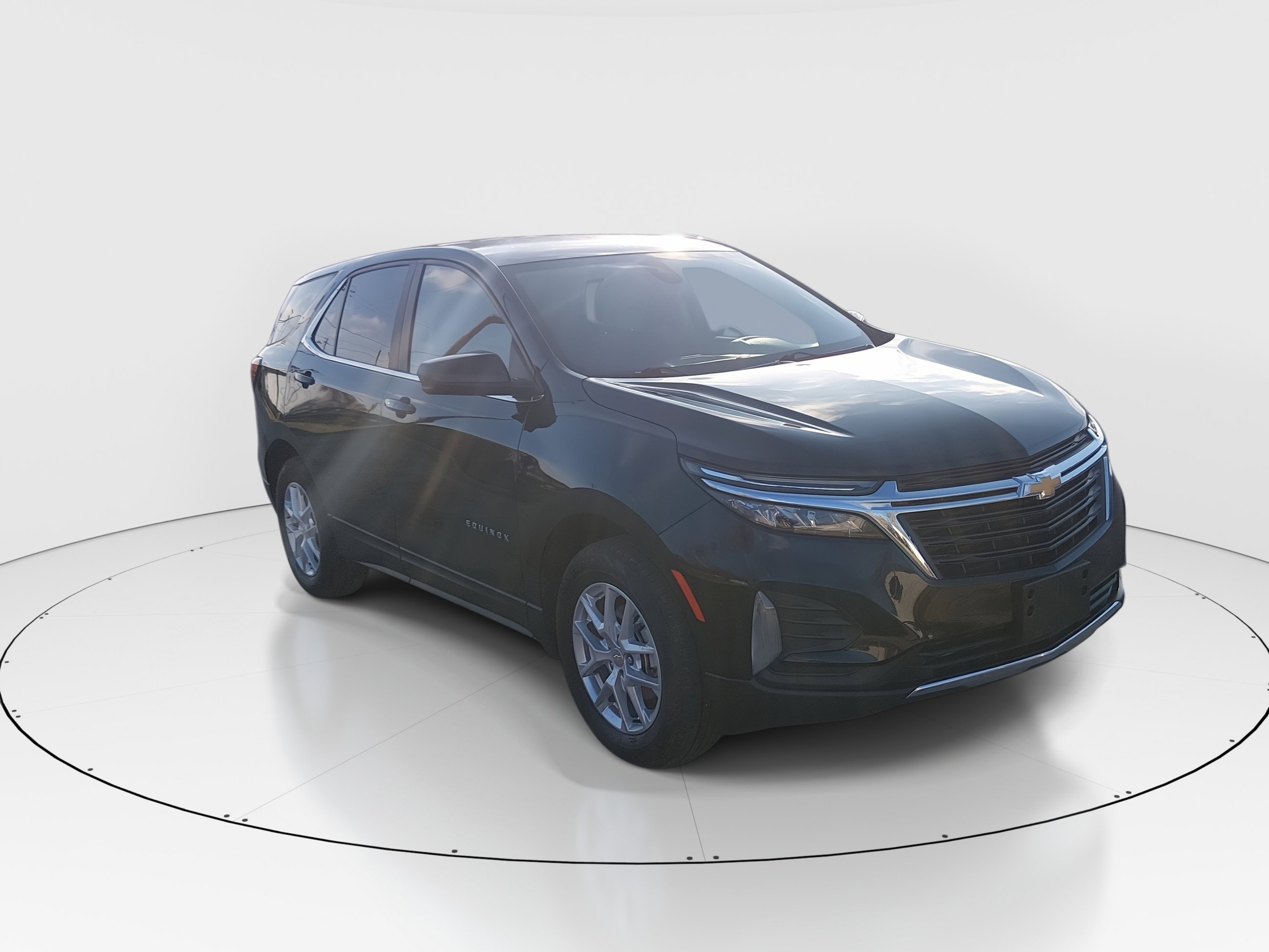 2024 Chevrolet Equinox LT's photo