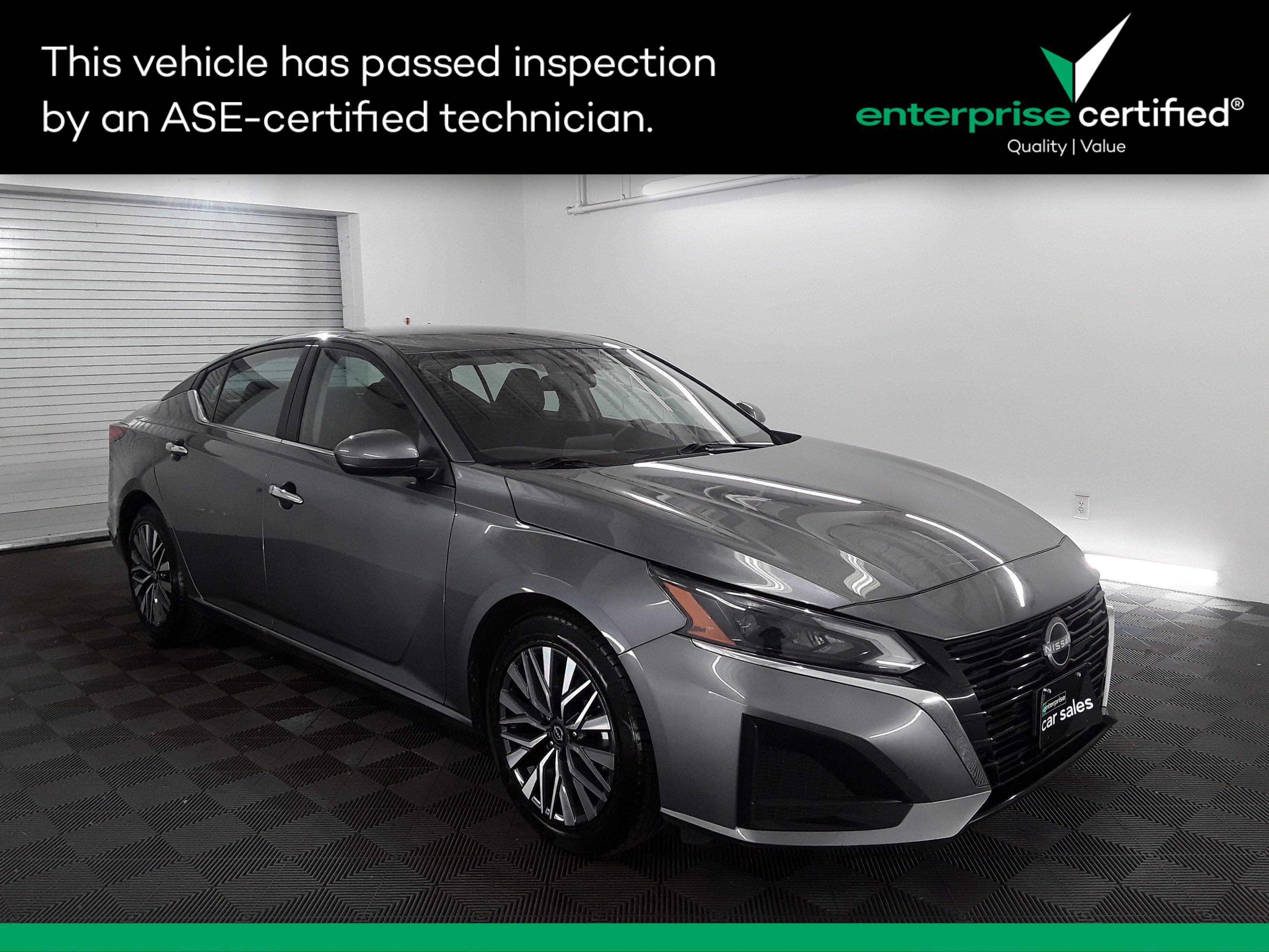 Used 2023 Nissan Altima 2.5 SV Sedan