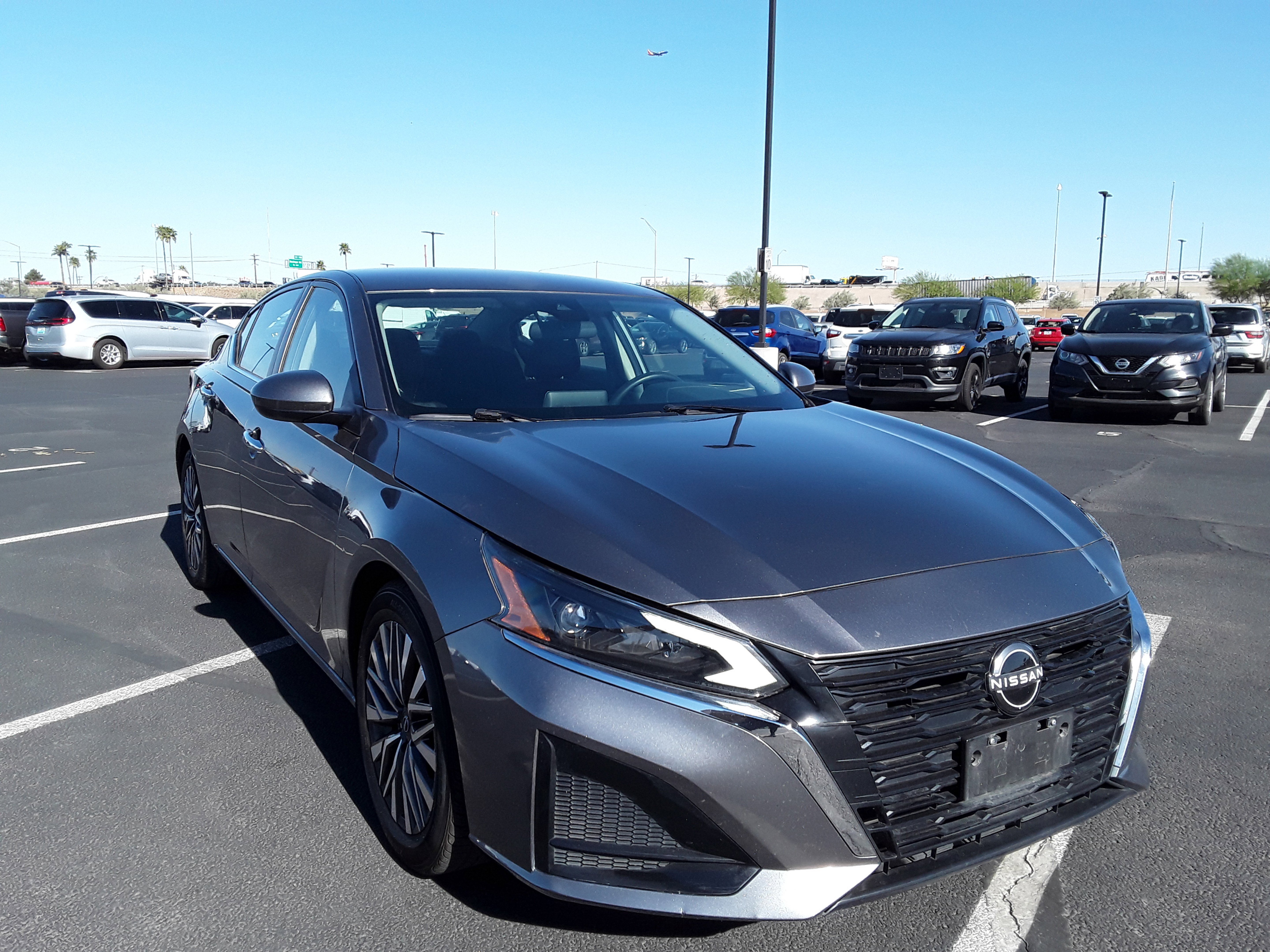 2023 Nissan Altima 2.5 SV Sedan