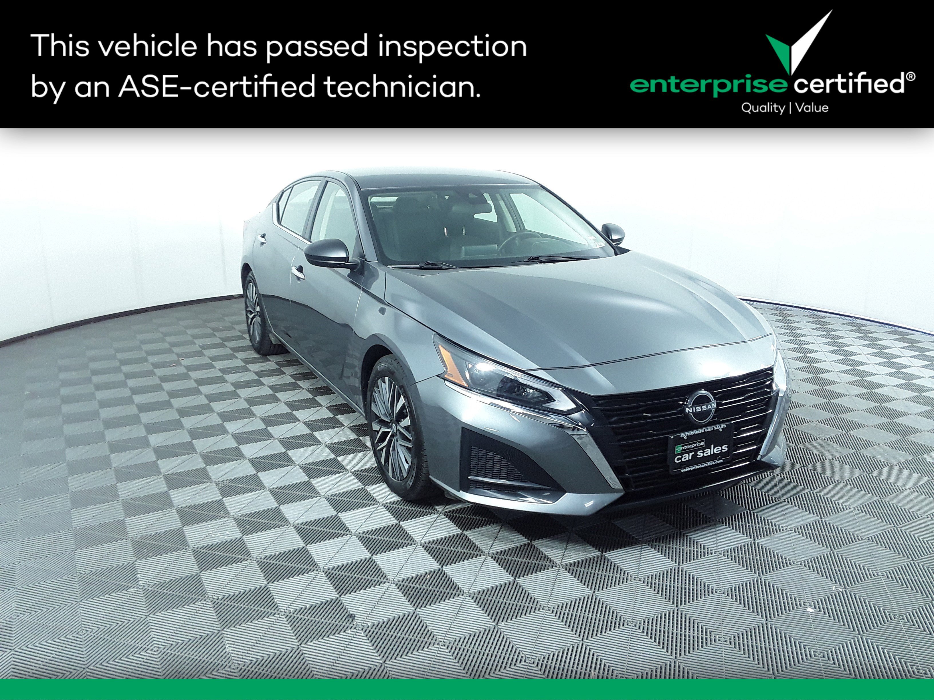 Used 2024 Nissan Altima 2.5 SV Sedan