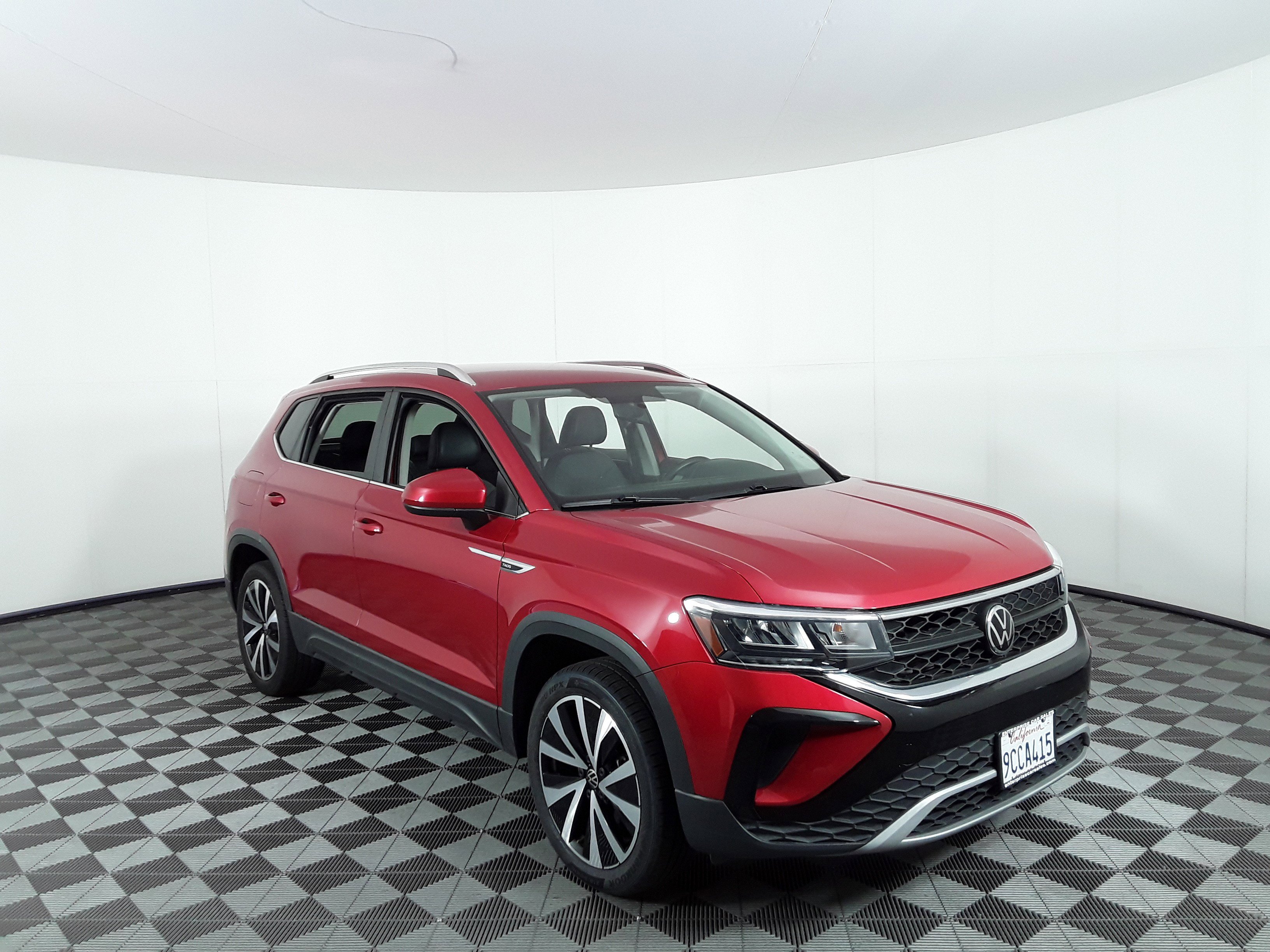 Used 2022 Volkswagen Taos SE FWD