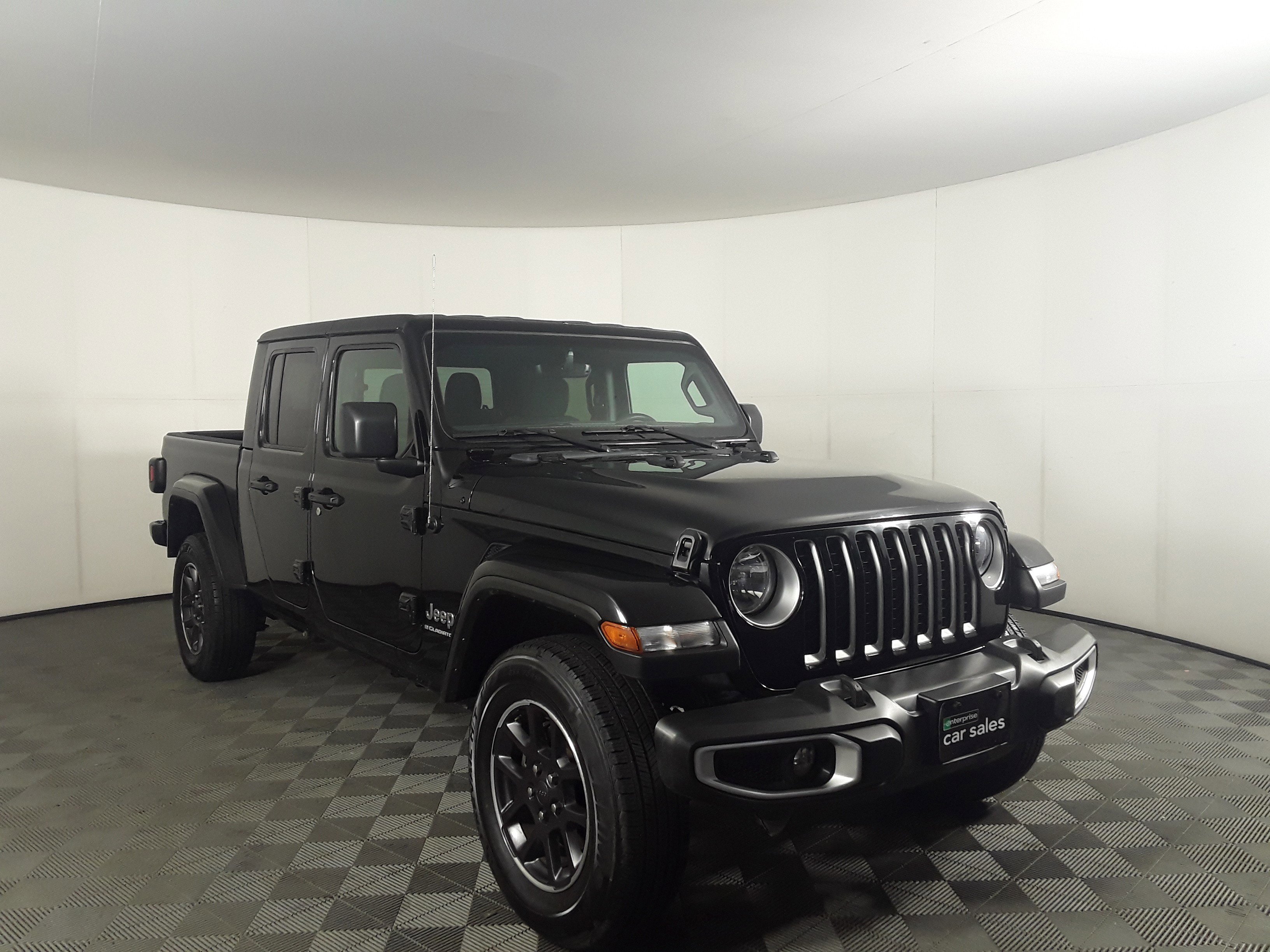 2023 Jeep Gladiator Overland 4x4 *Ltd Avail*