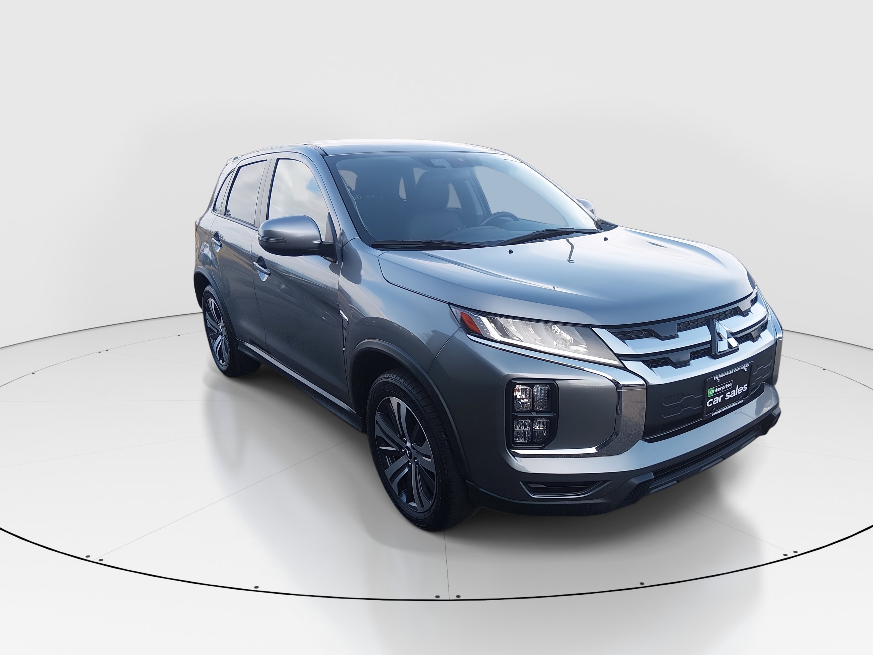 2024 Mitsubishi Outlander Sport SE's photo