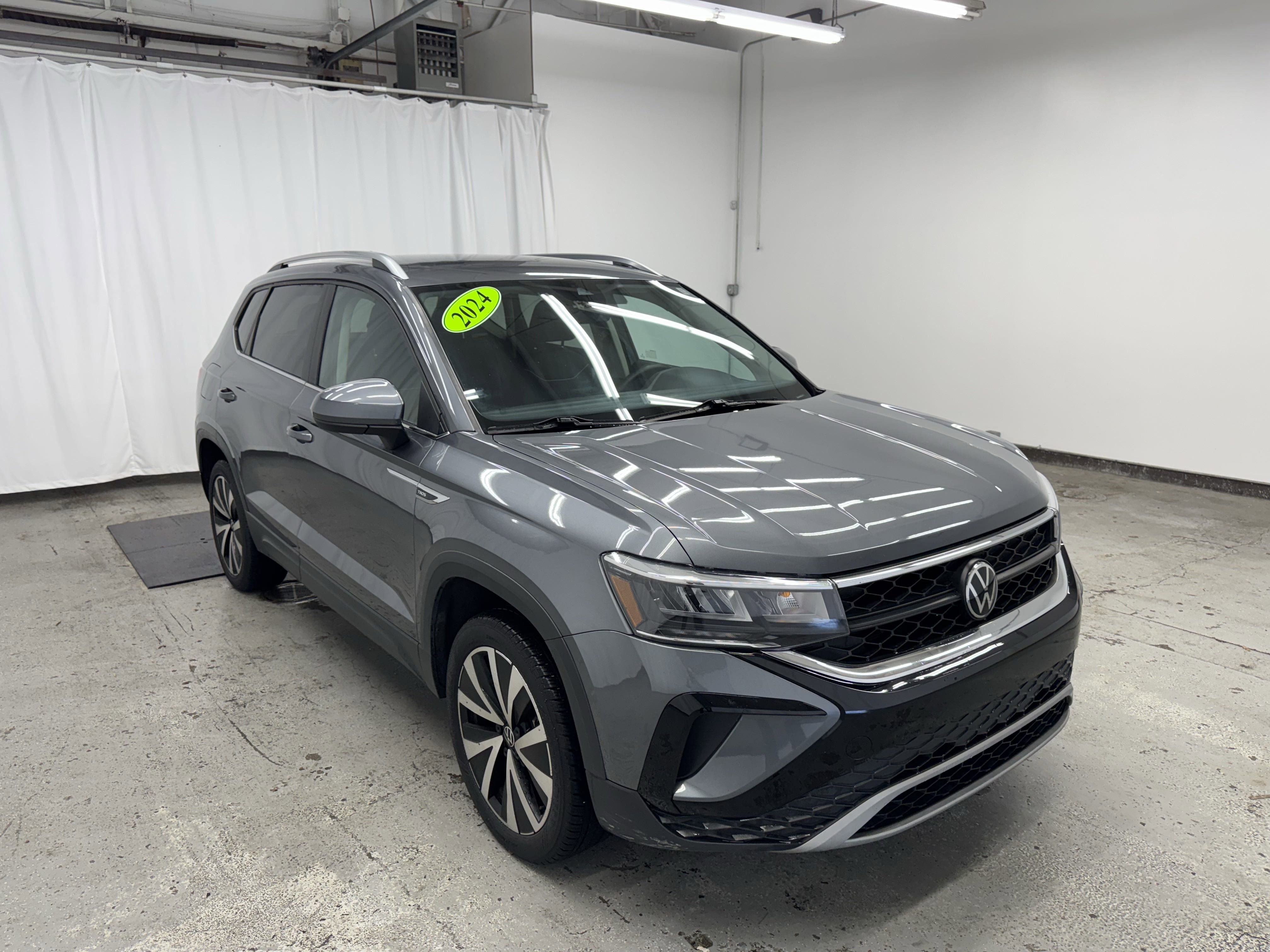 2024 Volkswagen Taos SE FWD