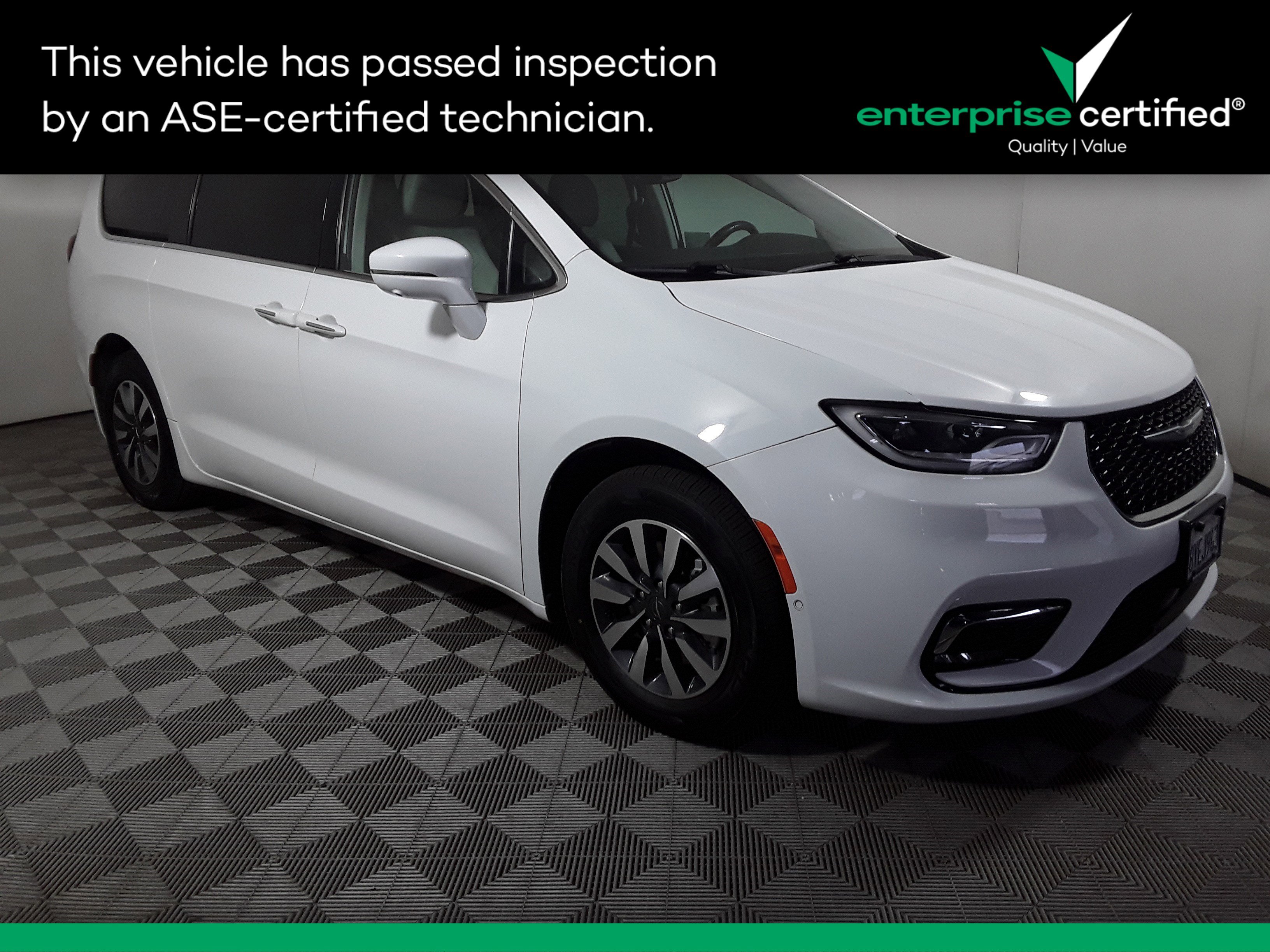 2021 Chrysler Pacifica Hybrid Touring L FWD