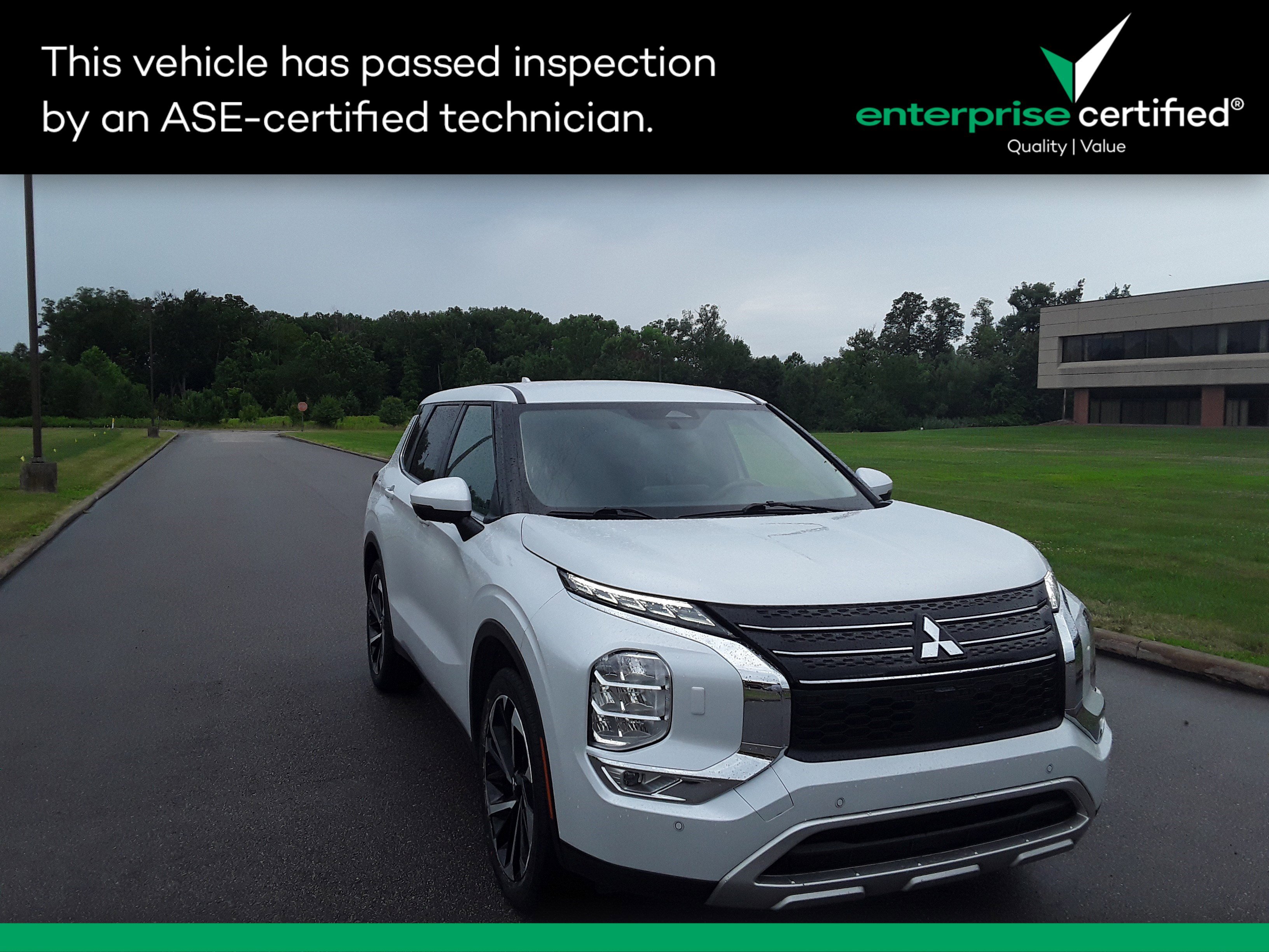 Used 2023 Mitsubishi Outlander SE S-AWC