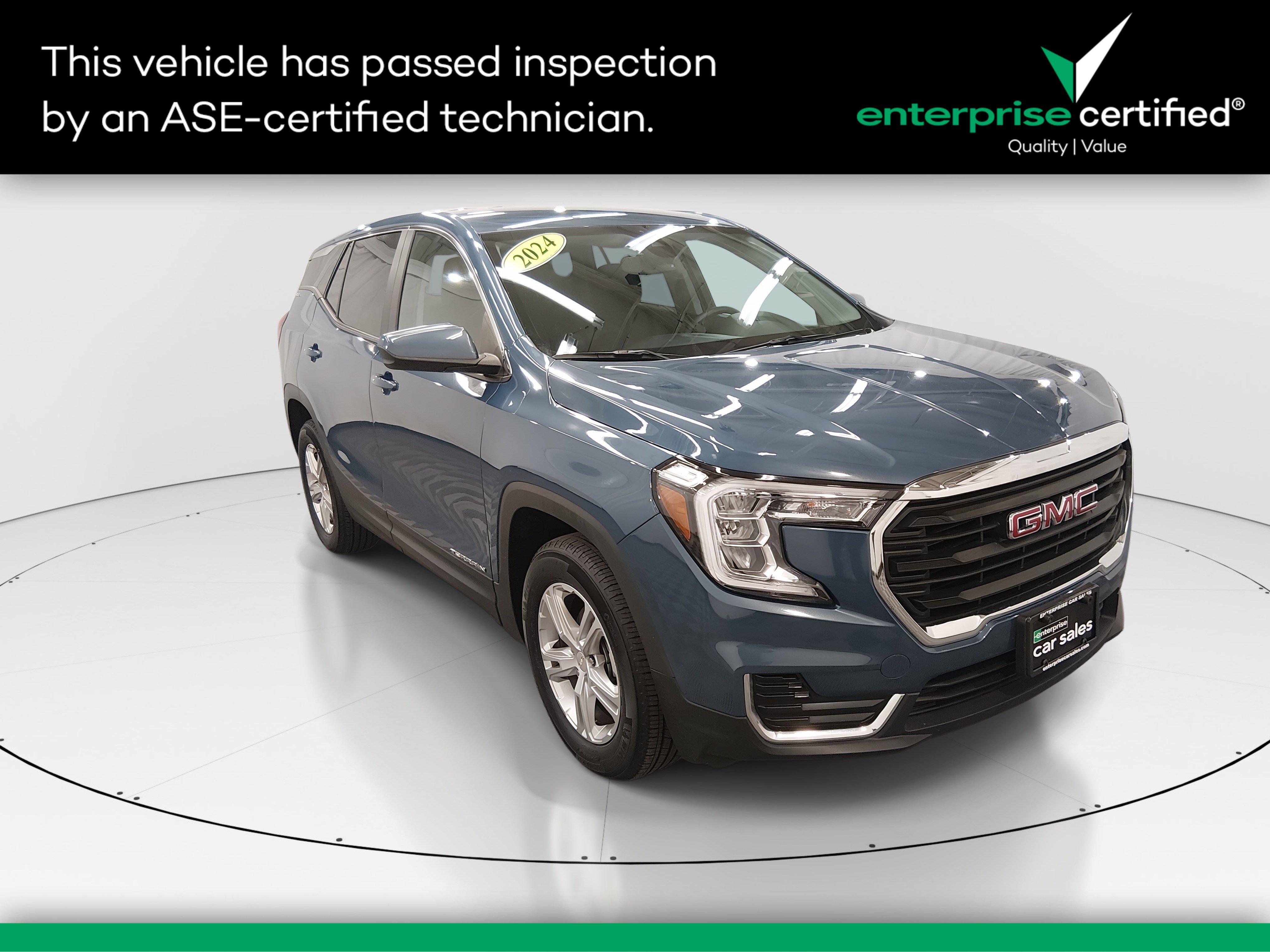 2024 GMC Terrain SLE's photo
