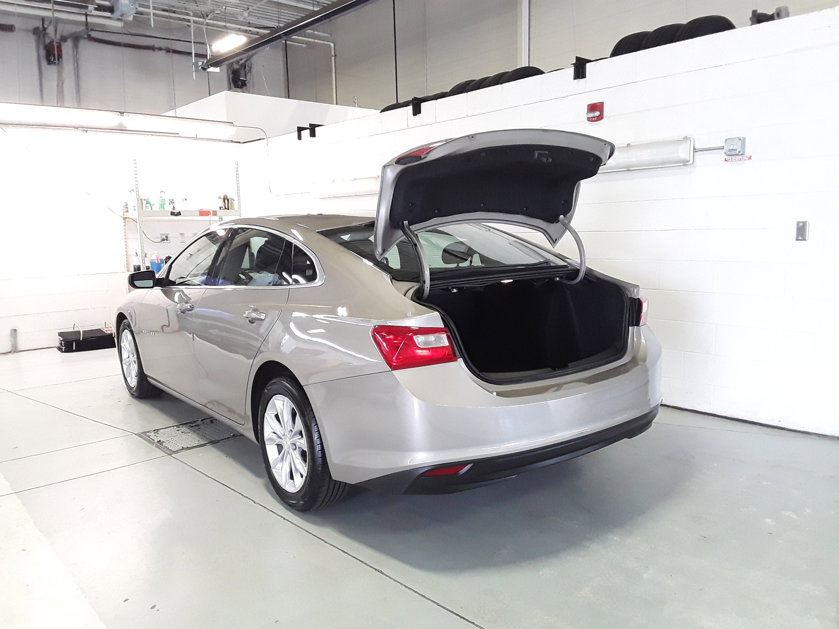 Image 6 of Used 2023 Chevrolet Malibu 4dr Sdn 1LT
