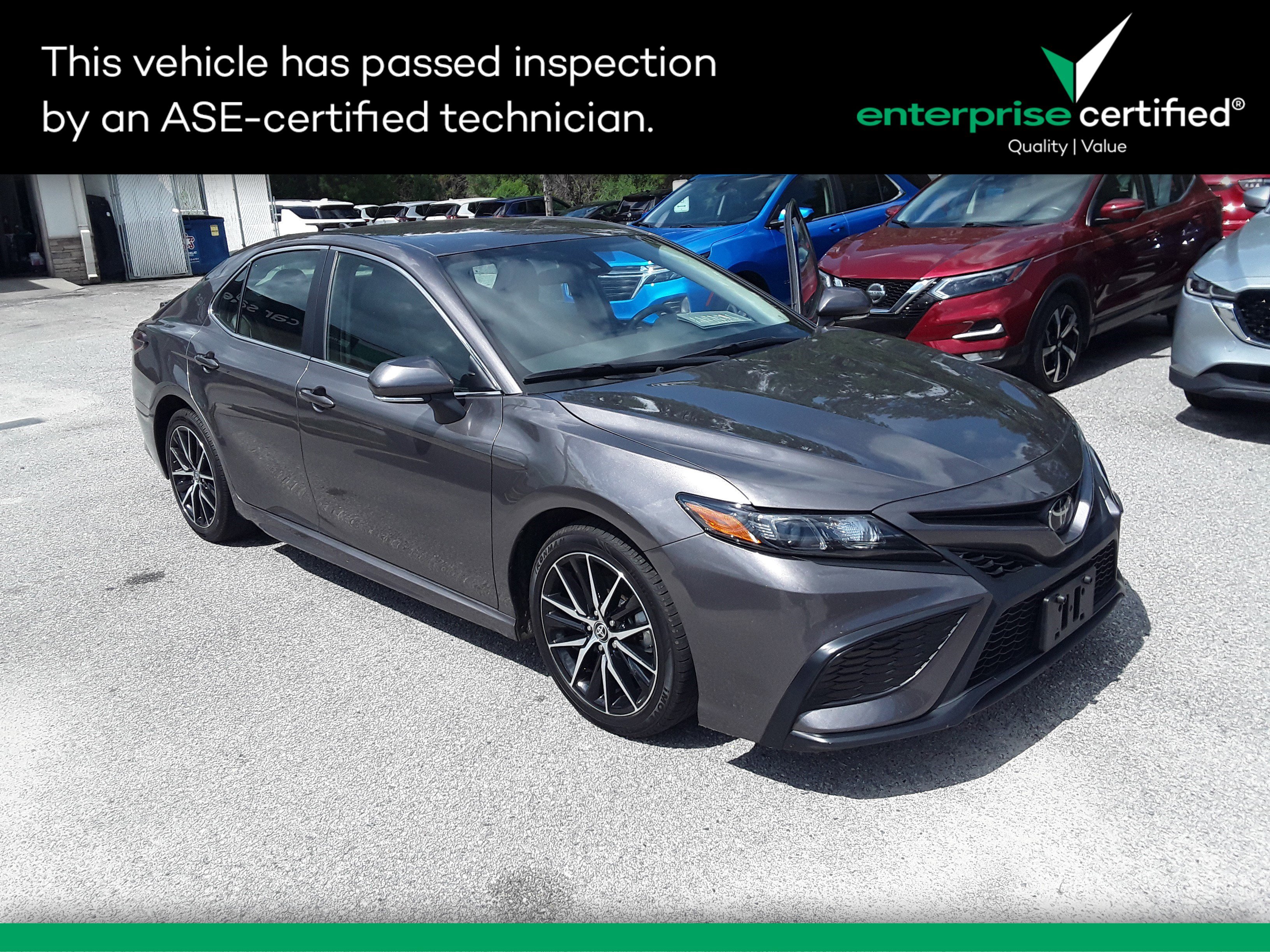 2023 Toyota Camry SE Auto