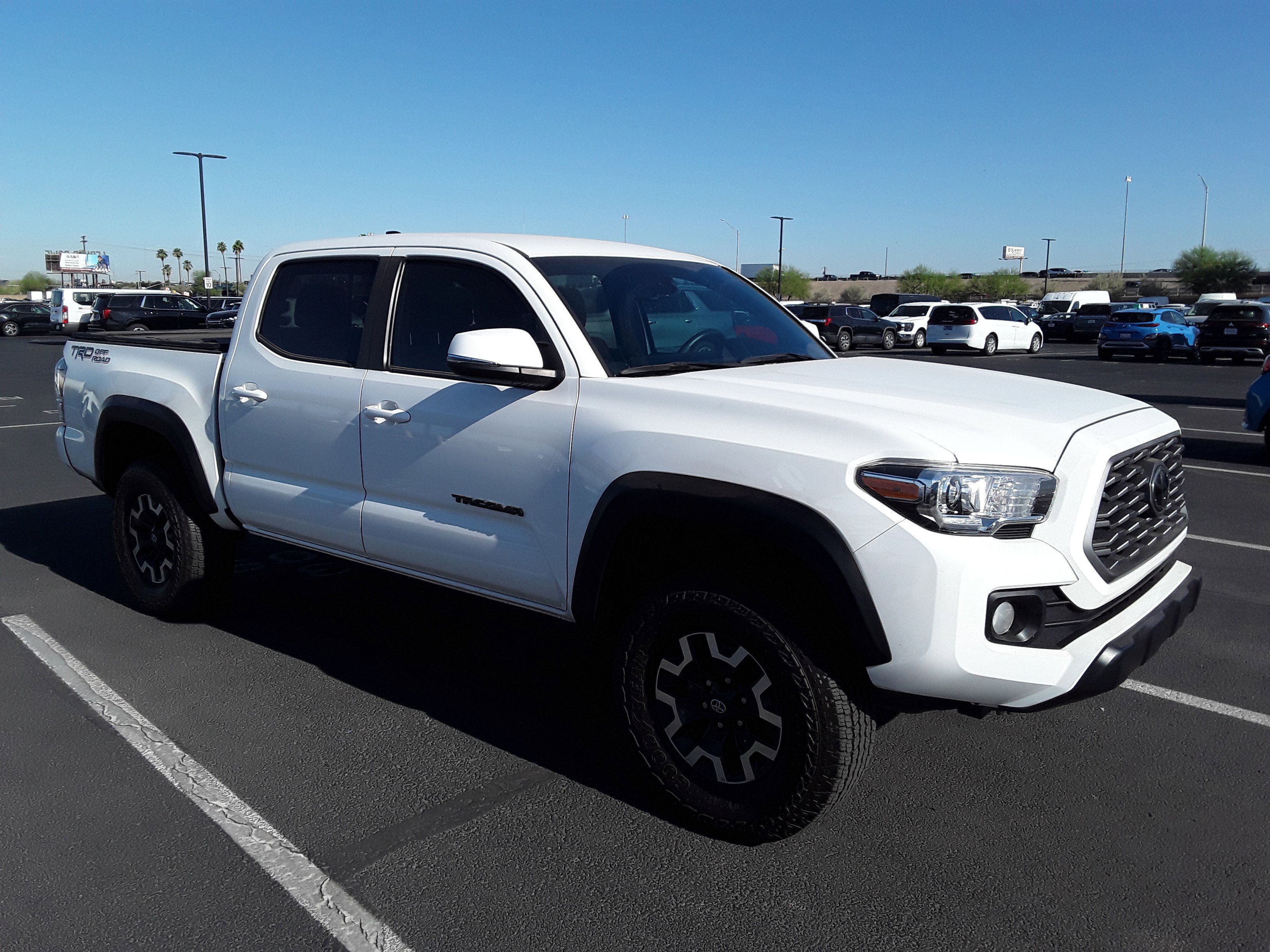 2023 Toyota Tacoma 2WD TRD Off Road Double Cab 5' Bed V6 AT