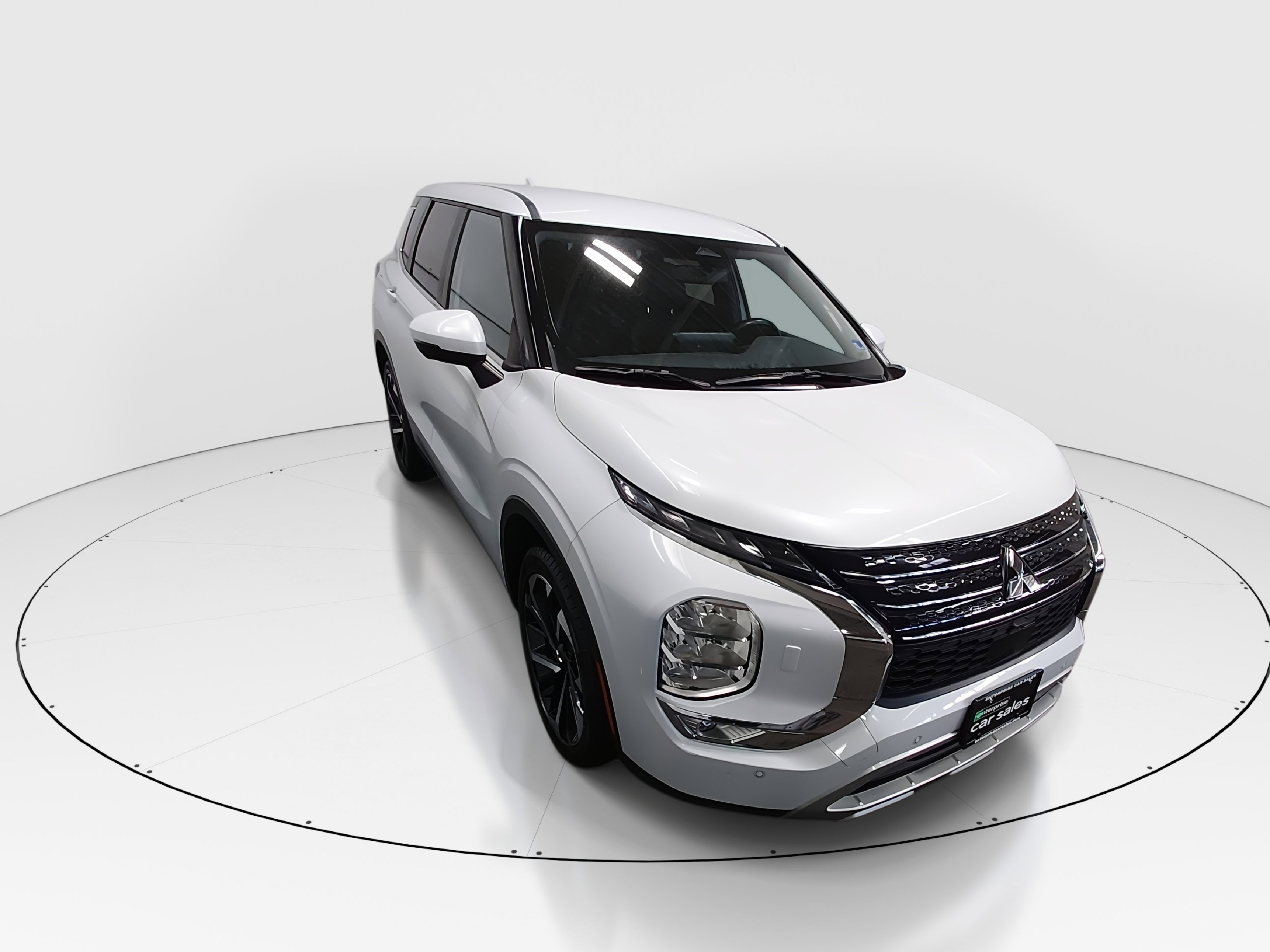 Used 2024 Mitsubishi Outlander SE S-AWC