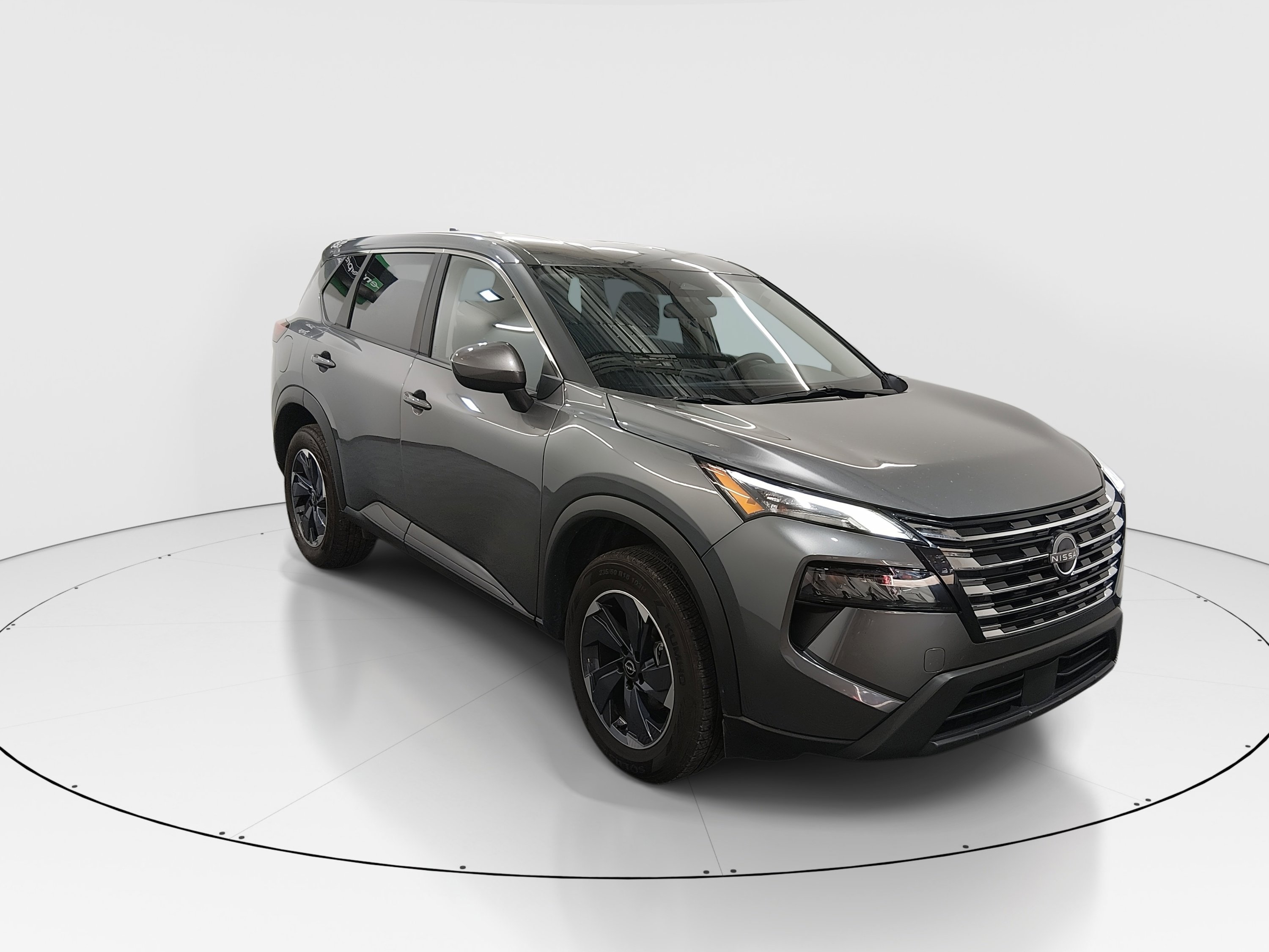 2024 Nissan Rogue SV's photo
