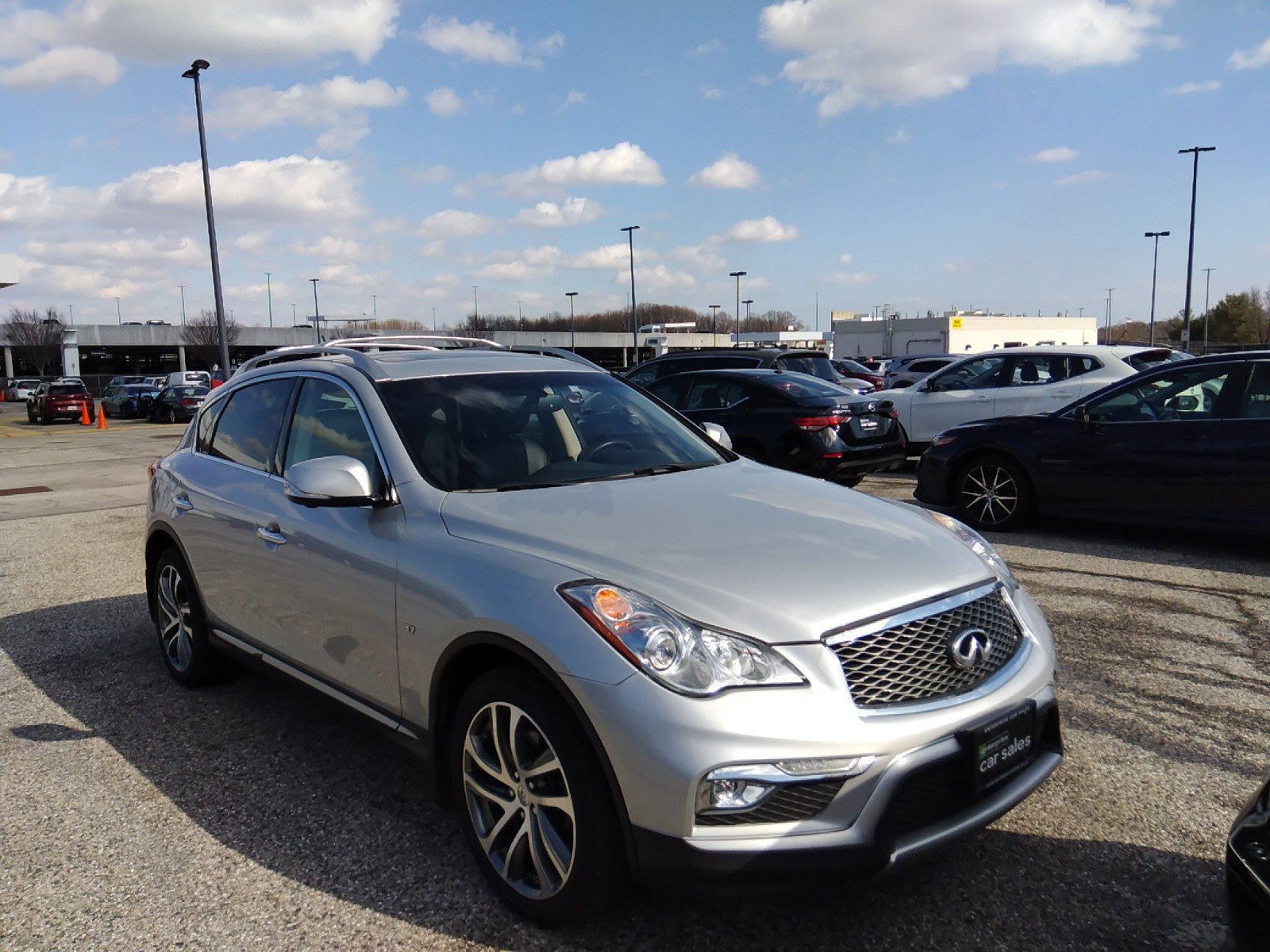 2017 INFINITI QX50 AWD