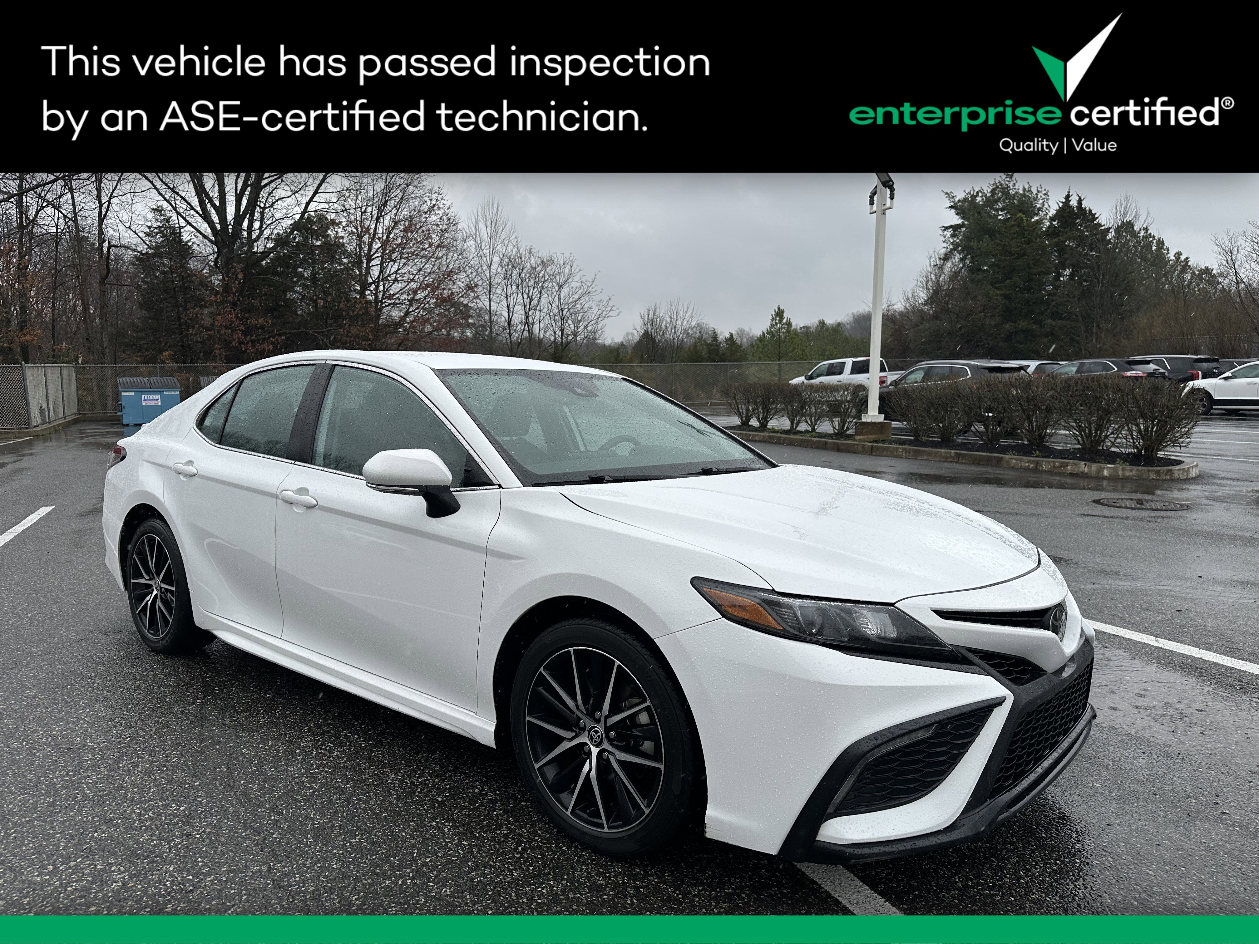 2023 Toyota Camry SE Auto