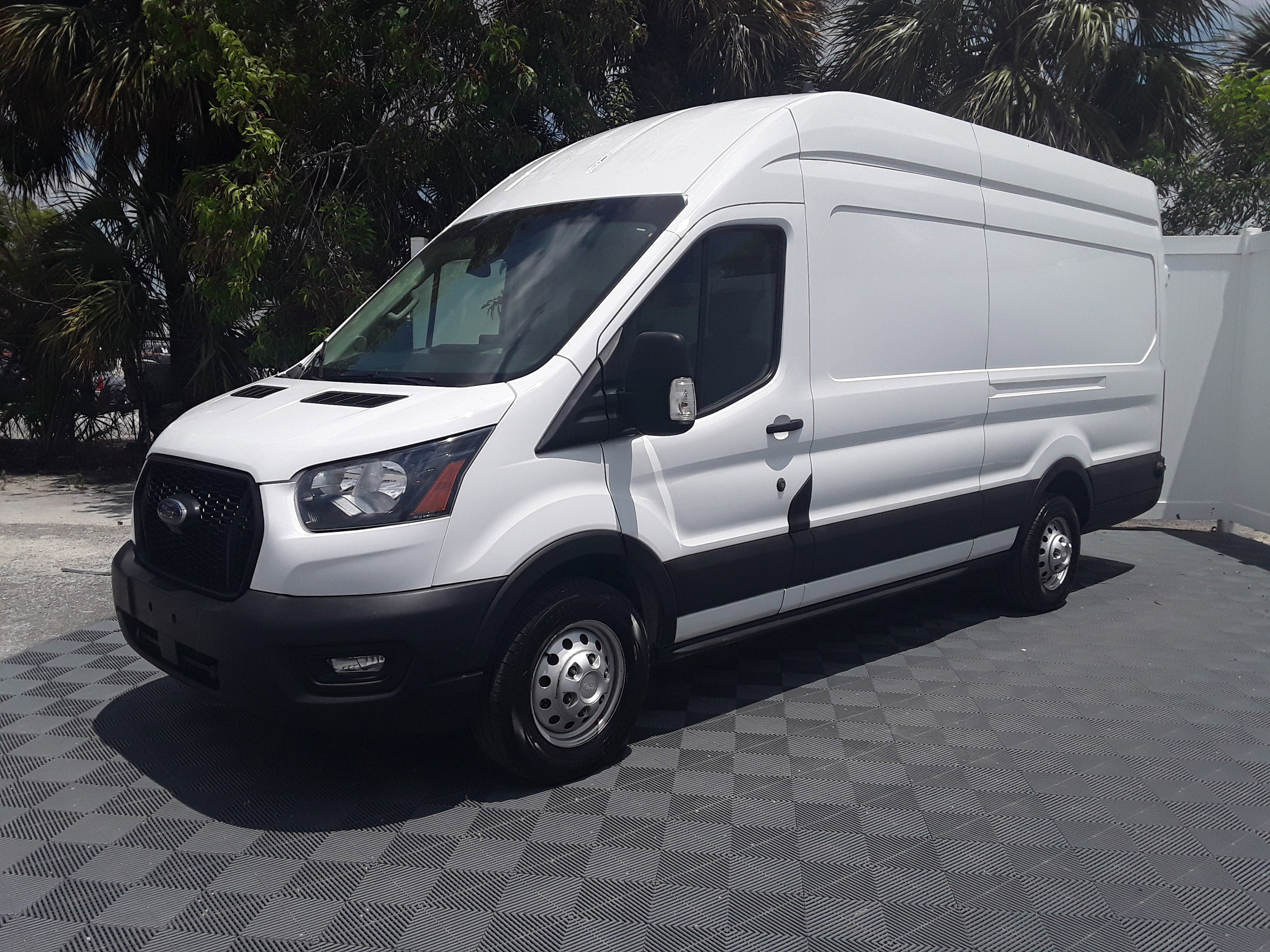 2022 Ford Transit Cargo Van T-350 148