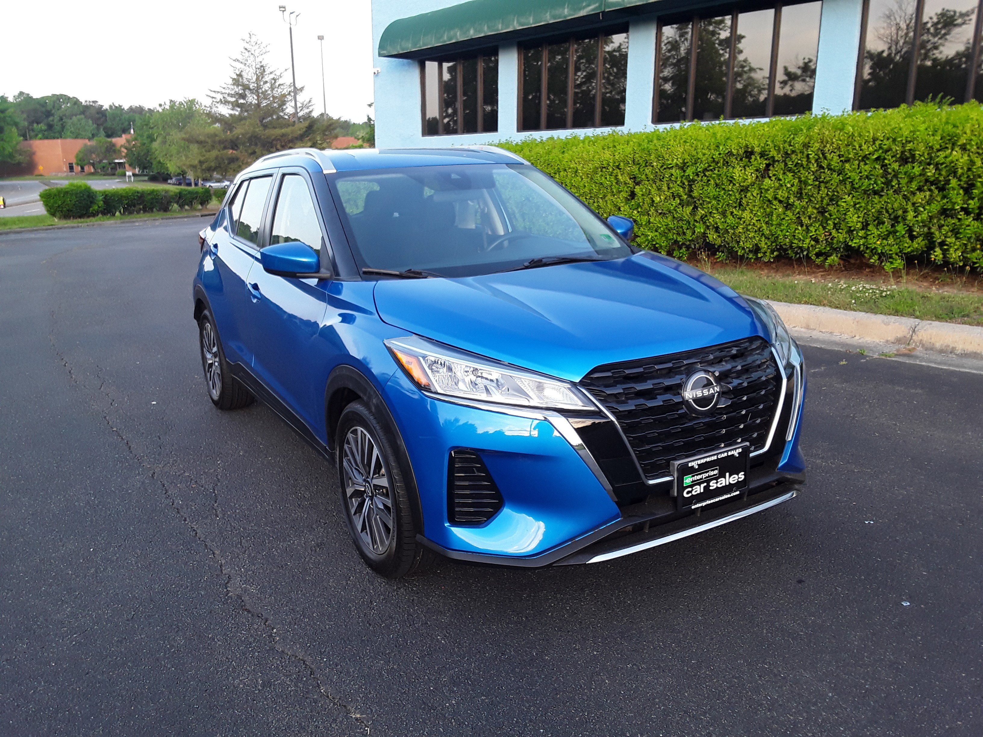2022 Nissan Kicks SV FWD
