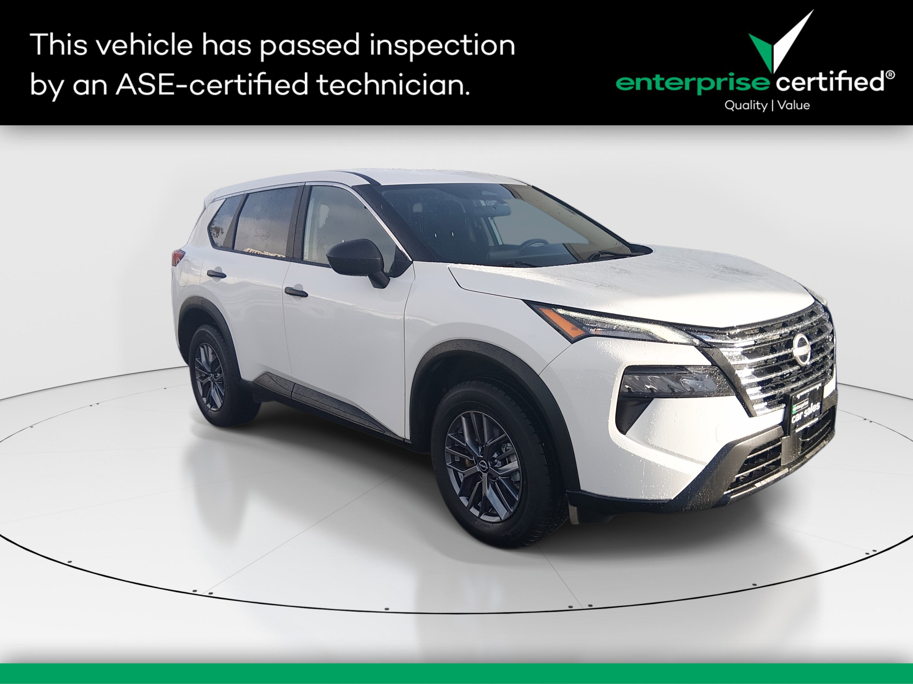 2024 Nissan Rogue S's photo