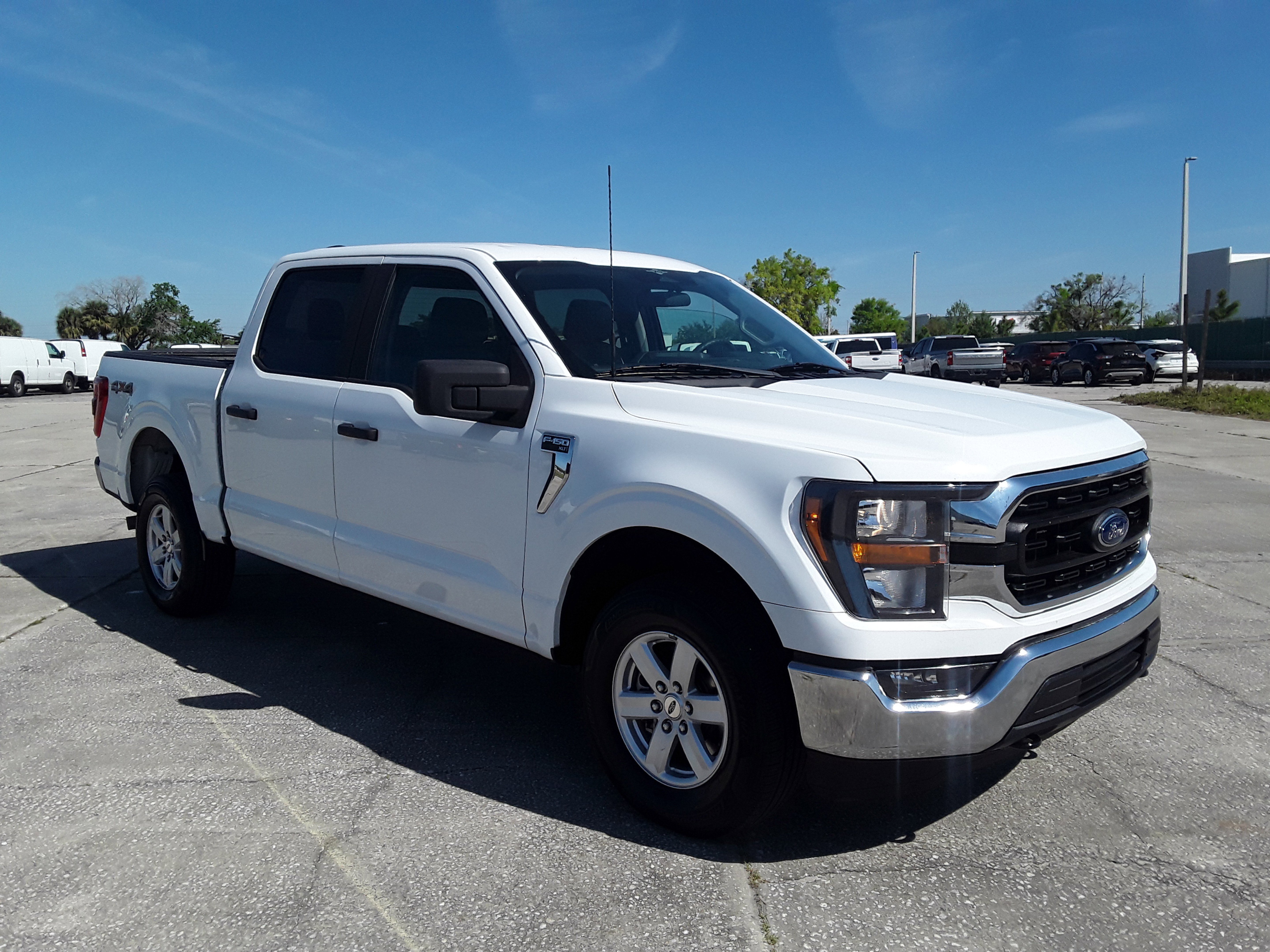 2023 Ford F-150 XLT 4WD SuperCrew 5.5' Box