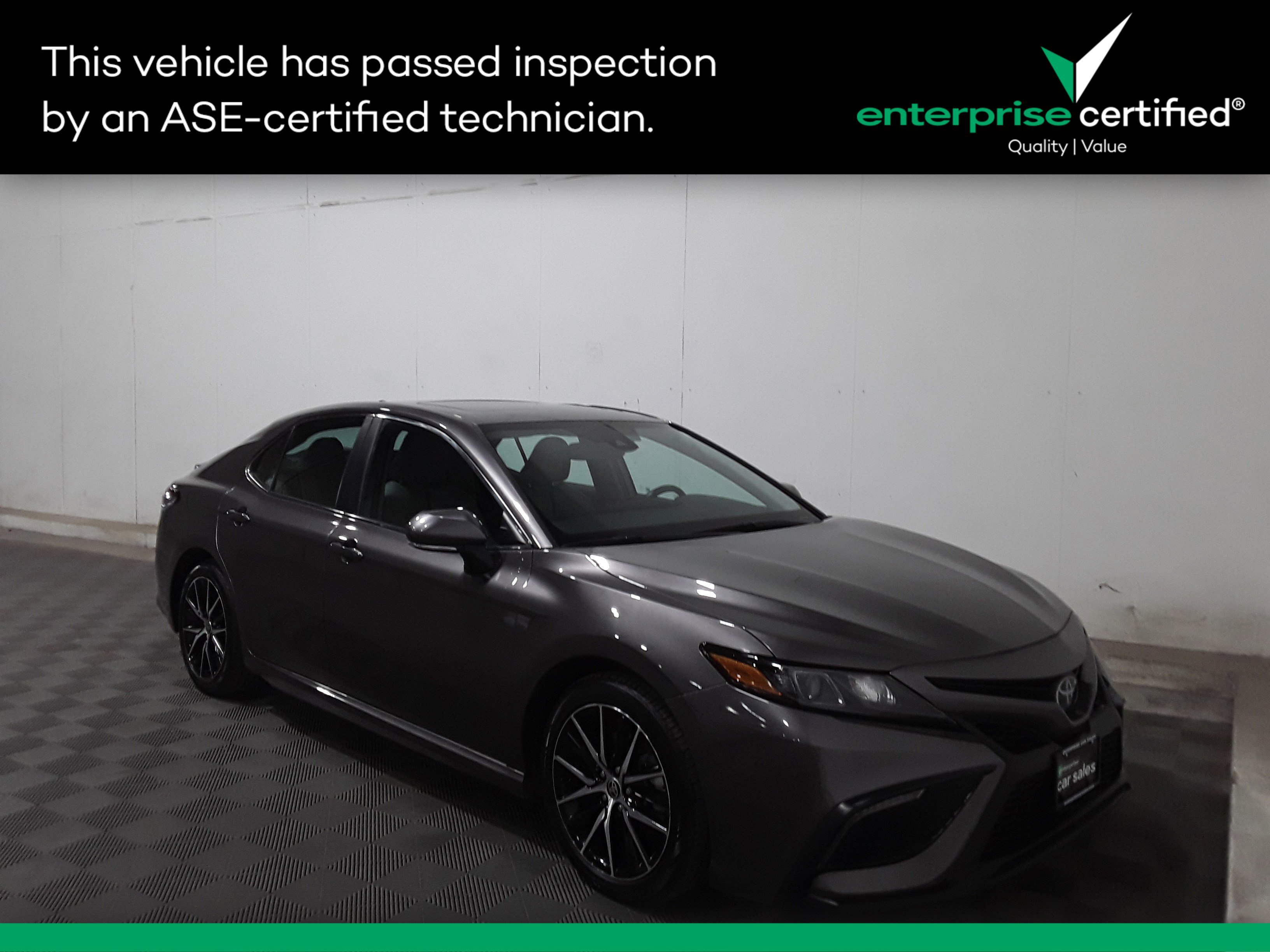 2023 Toyota Camry SE Auto
