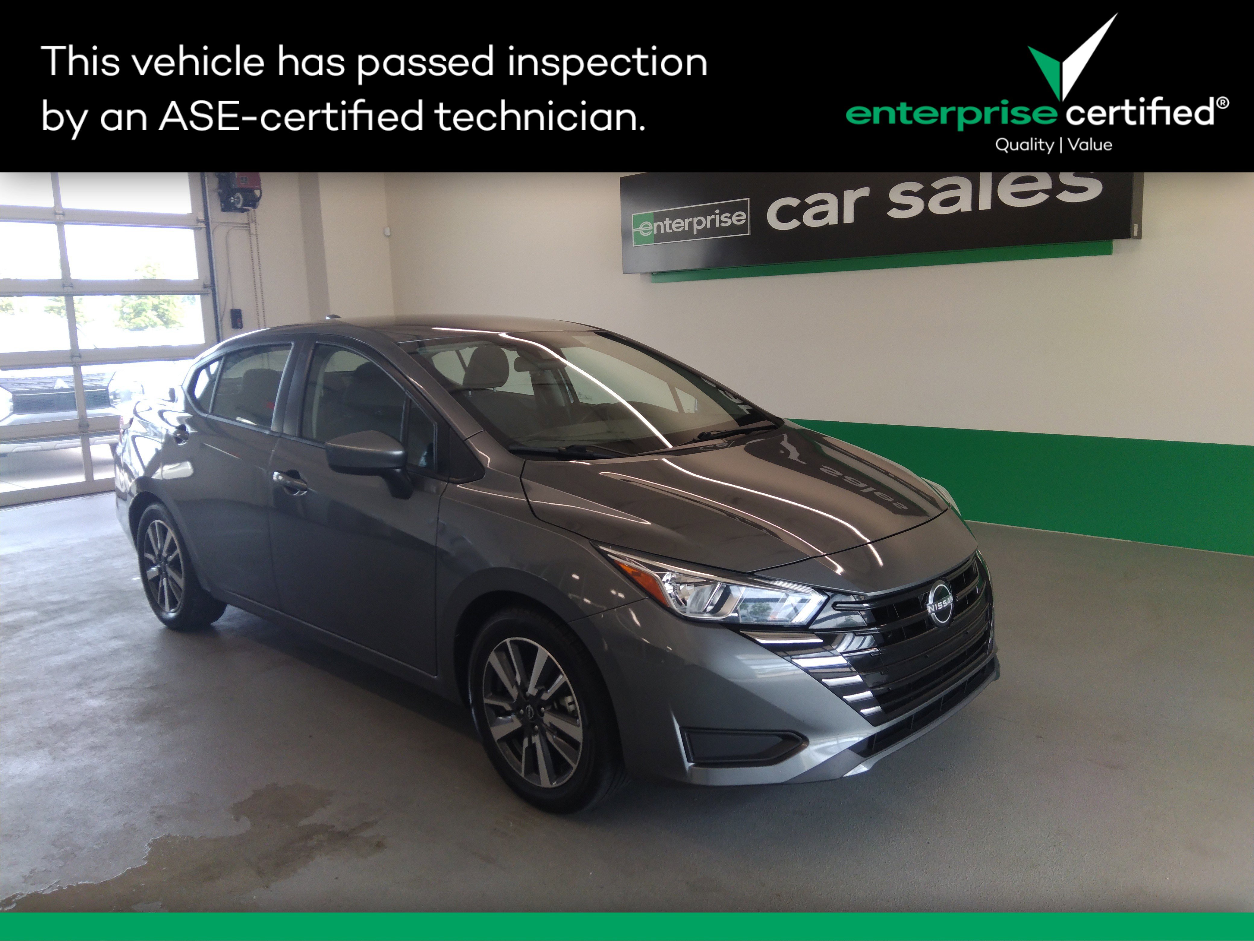 2023 Nissan Versa SV CVT