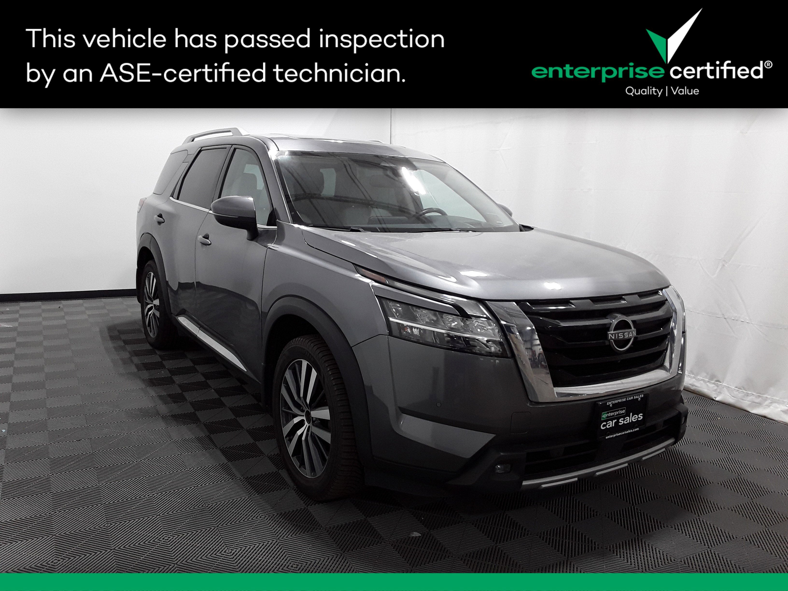 2022 Nissan Pathfinder Platinum 4WD