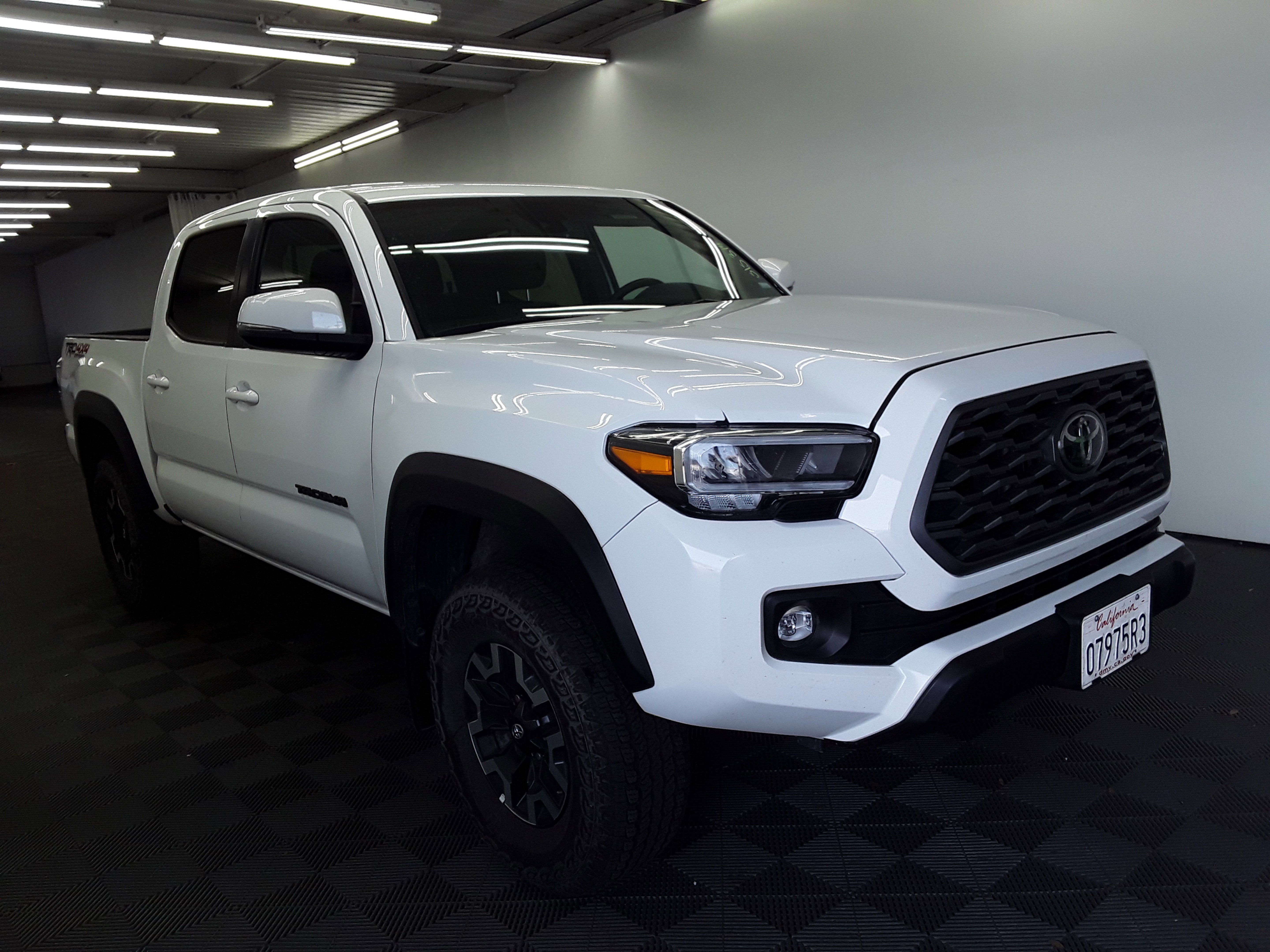 2023 Toyota Tacoma 4WD TRD Off Road Double Cab 5' Bed V6 AT