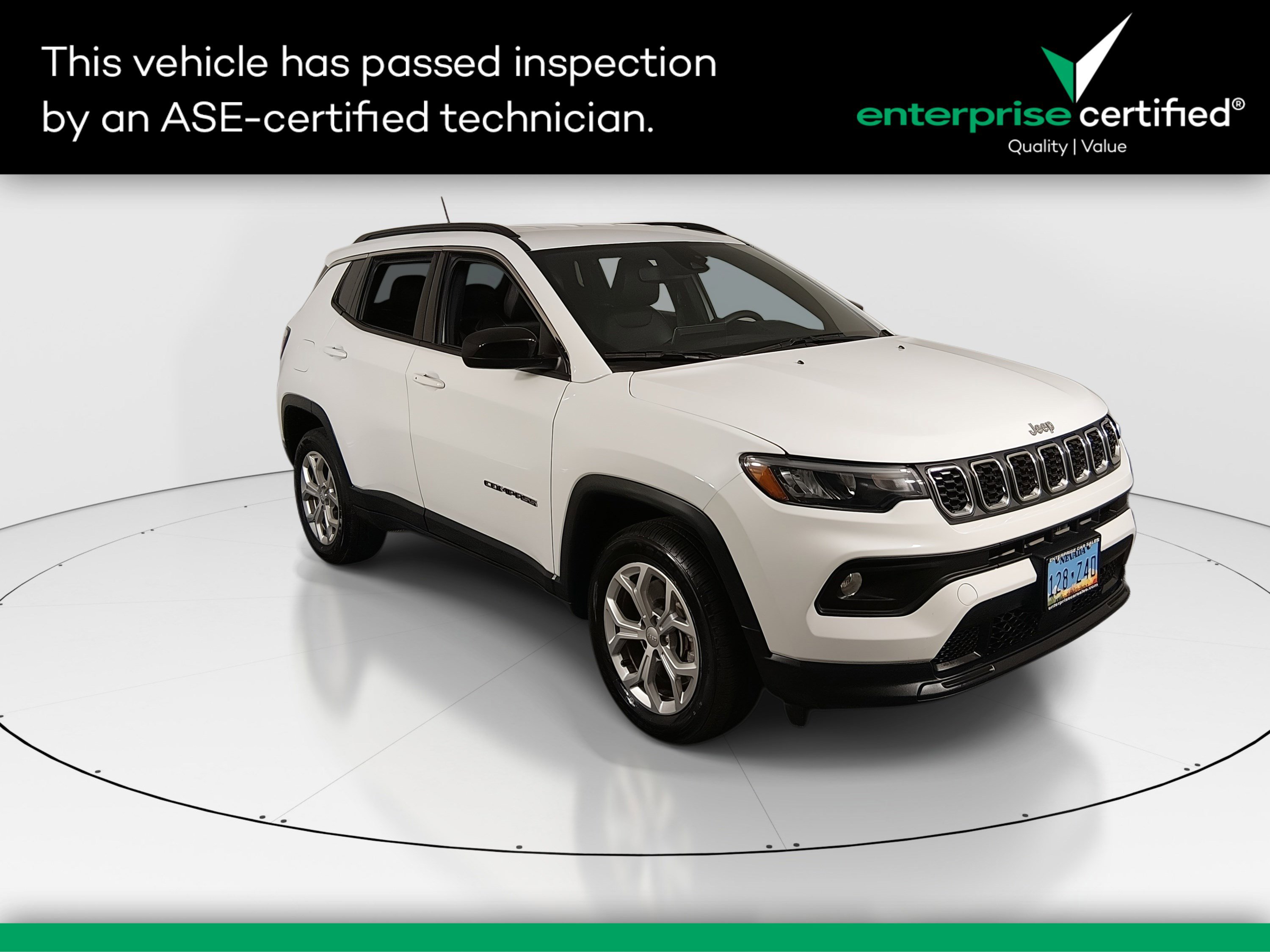 2024 Jeep Compass Latitude's photo