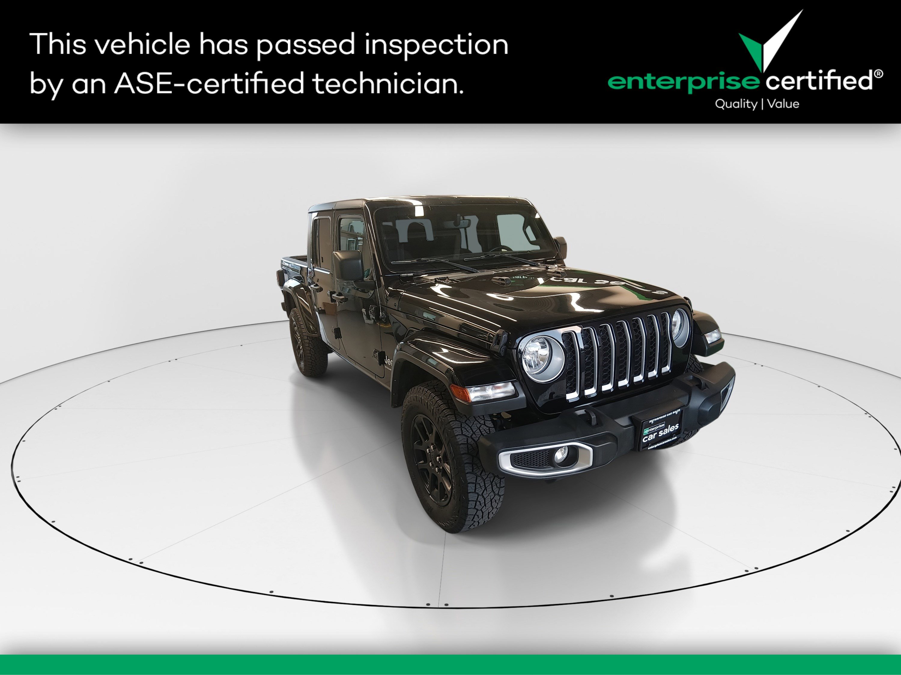 2023 Jeep Gladiator Overland's photo