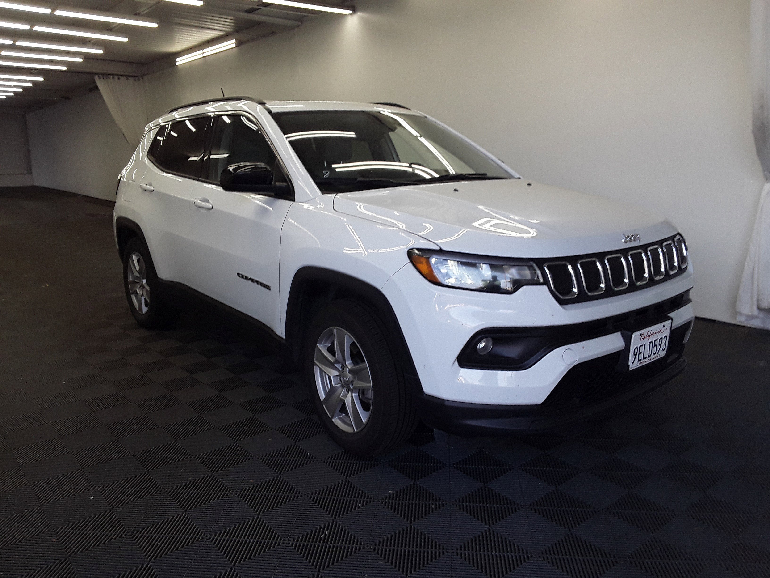 Used 2022 Jeep Compass Latitude FWD