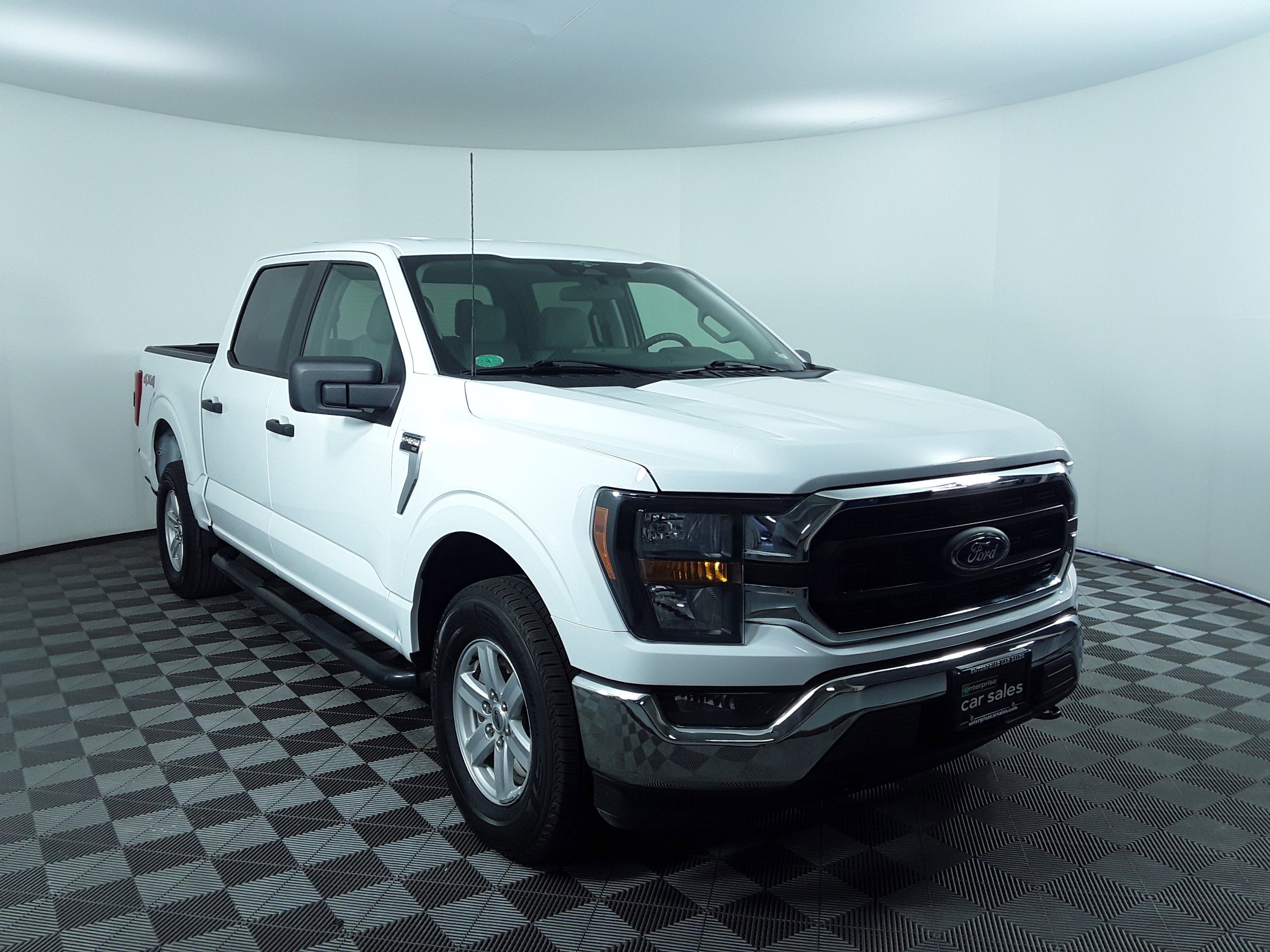 2023 Ford F-150 XLT 4WD SuperCrew 5.5' Box