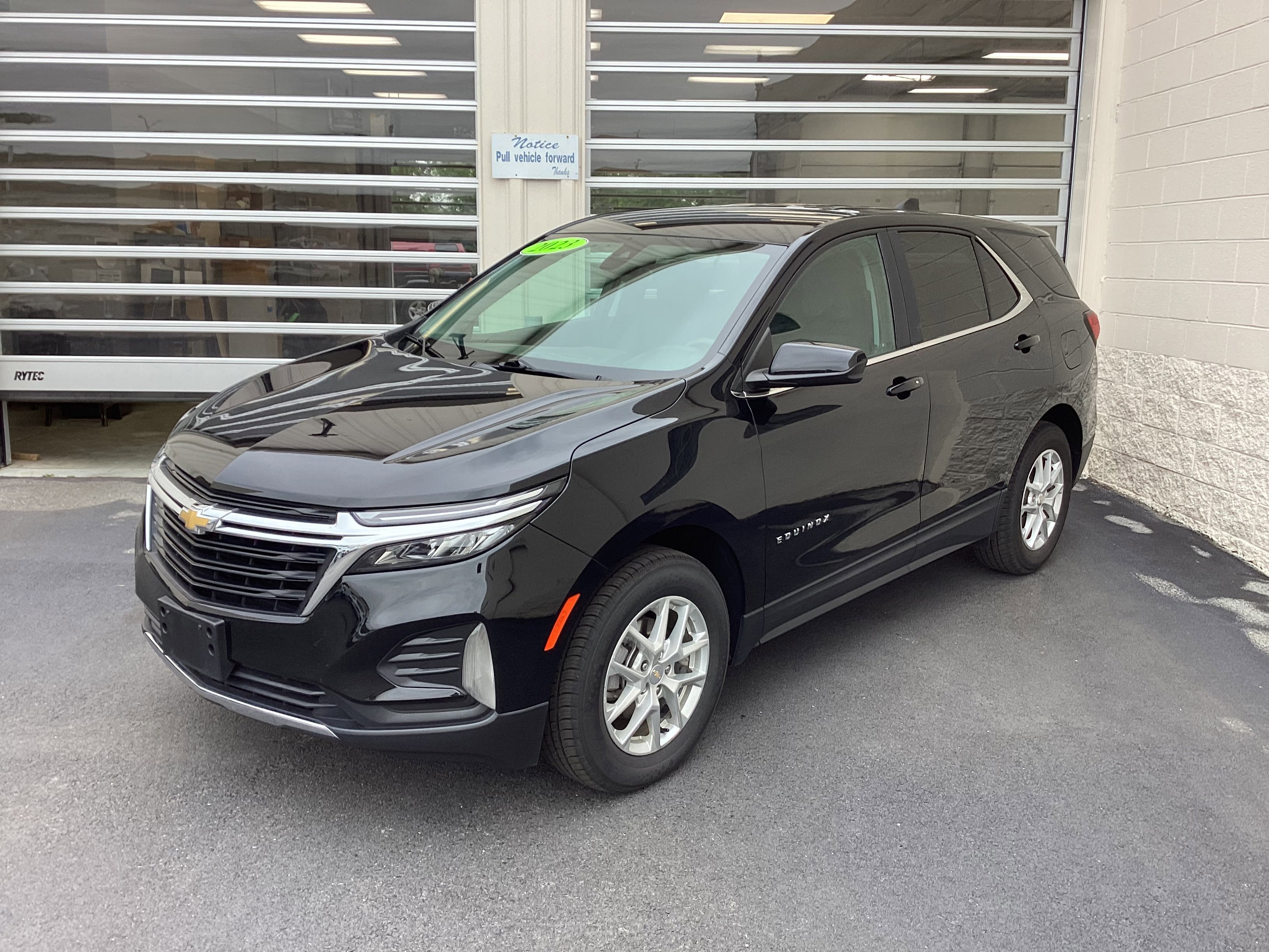 2023 Chevrolet Equinox AWD 4dr LT w/1LT