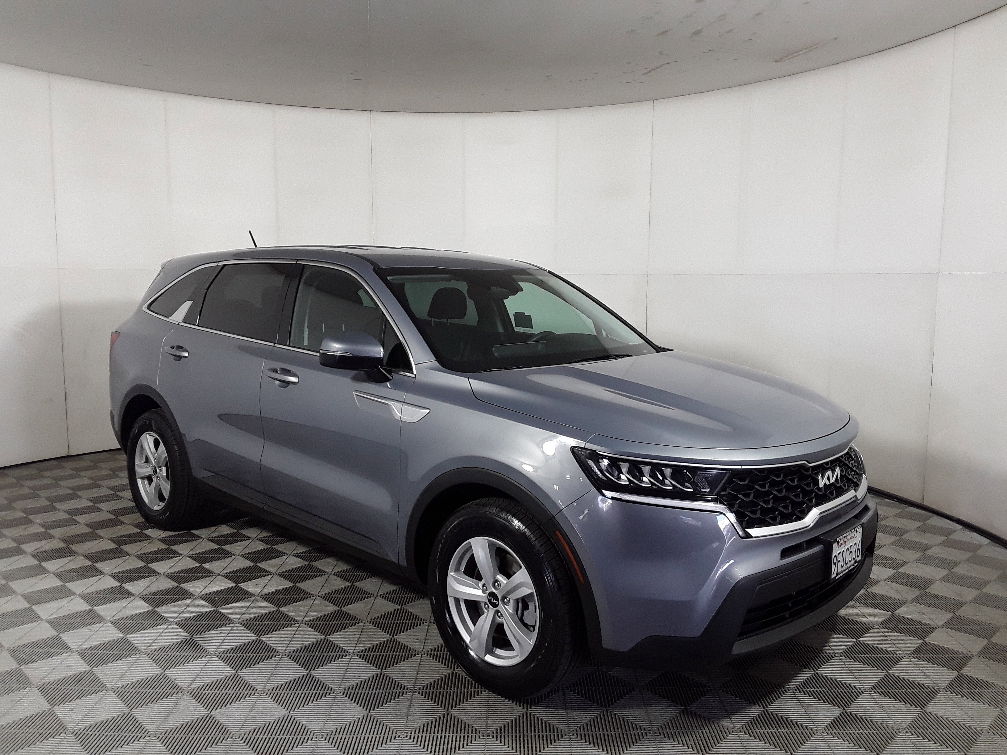 2023 Kia Sorento LX FWD