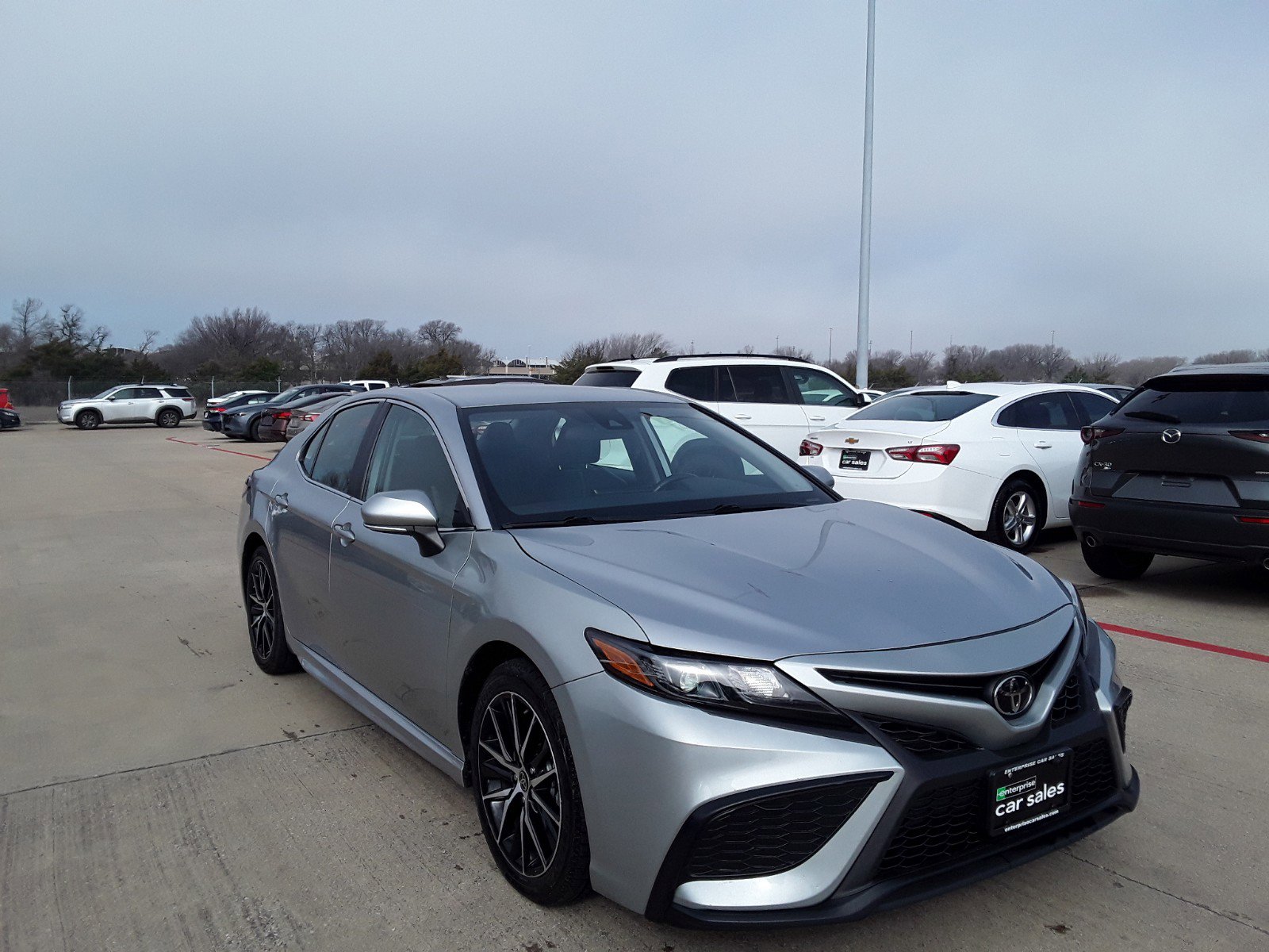 2023 Toyota Camry SE Auto