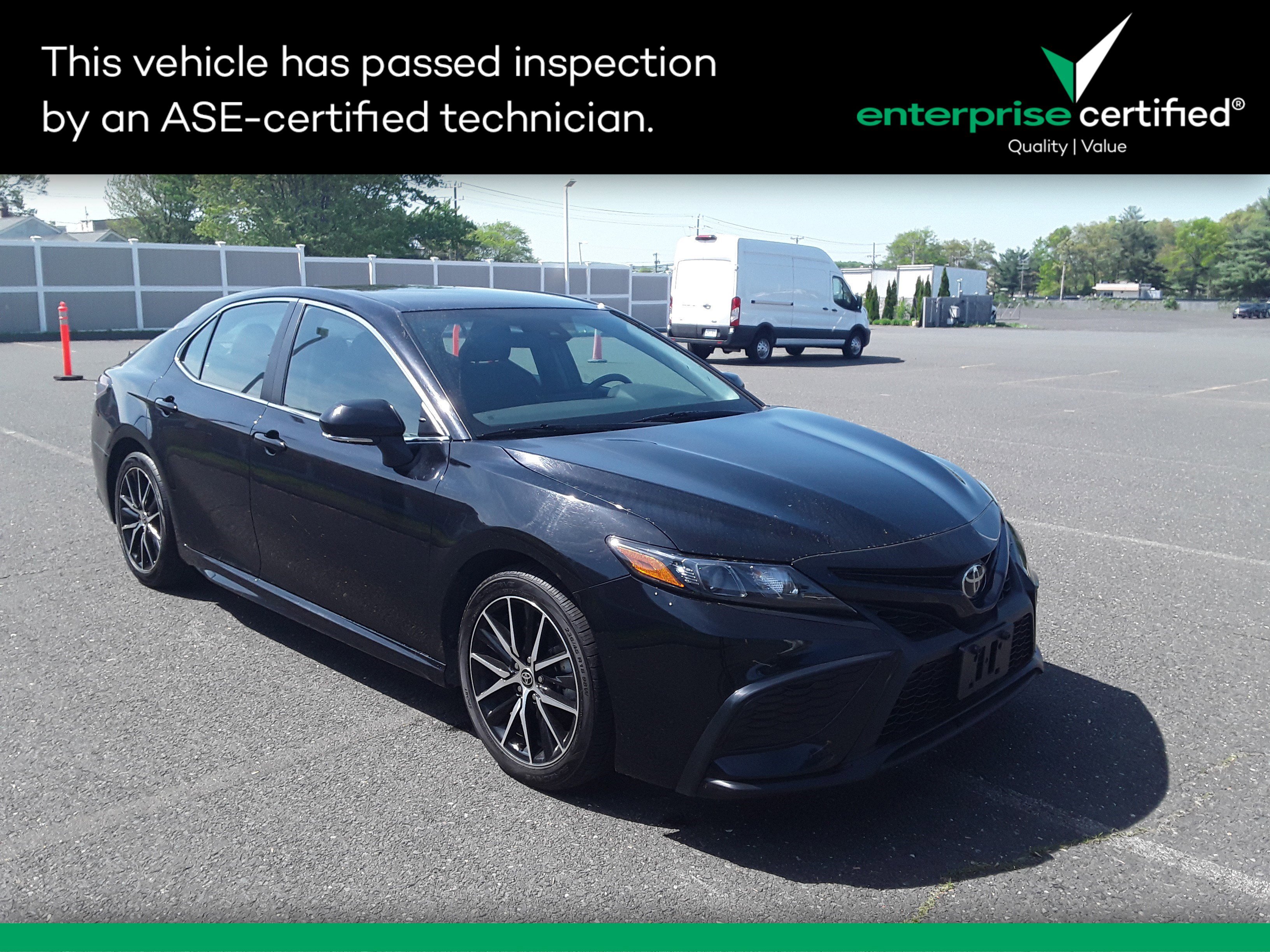 2023 Toyota Camry SE Auto