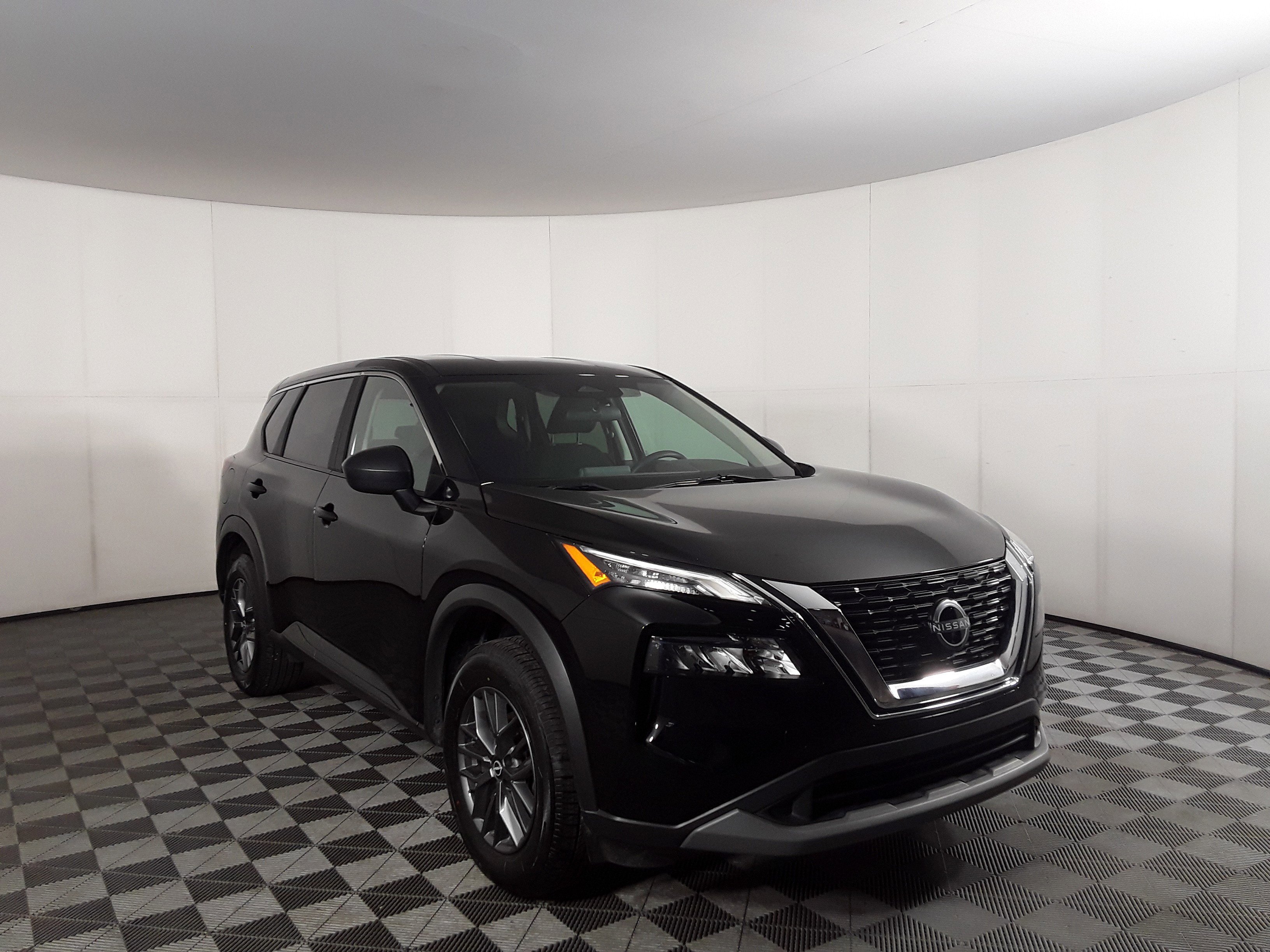 2023 Nissan Rogue FWD S