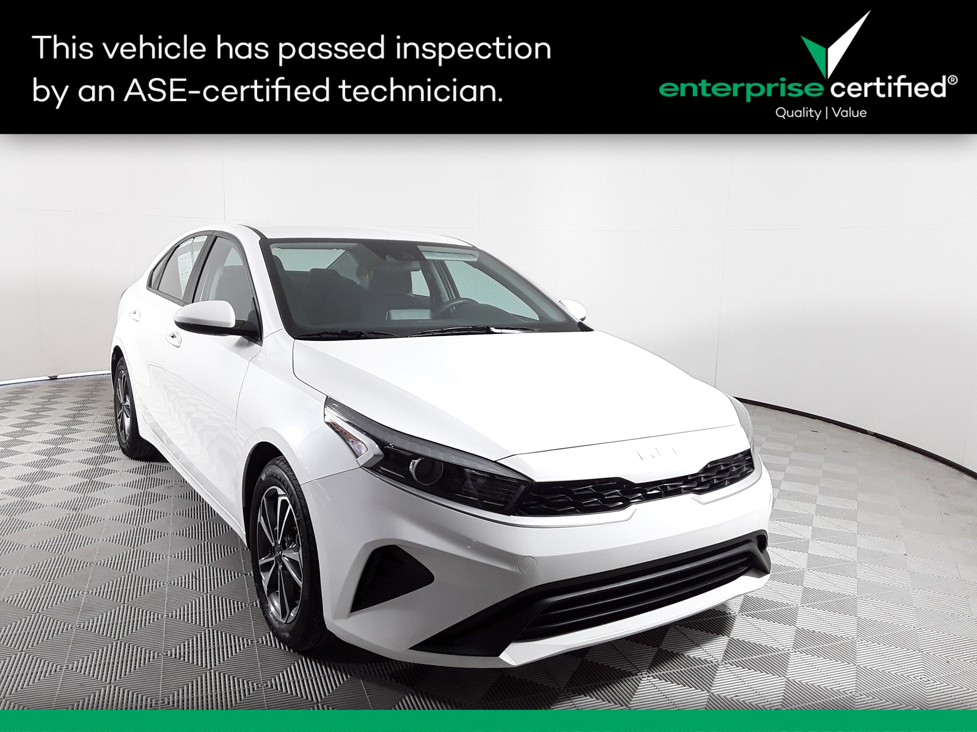 2023 Kia Forte LXS IVT