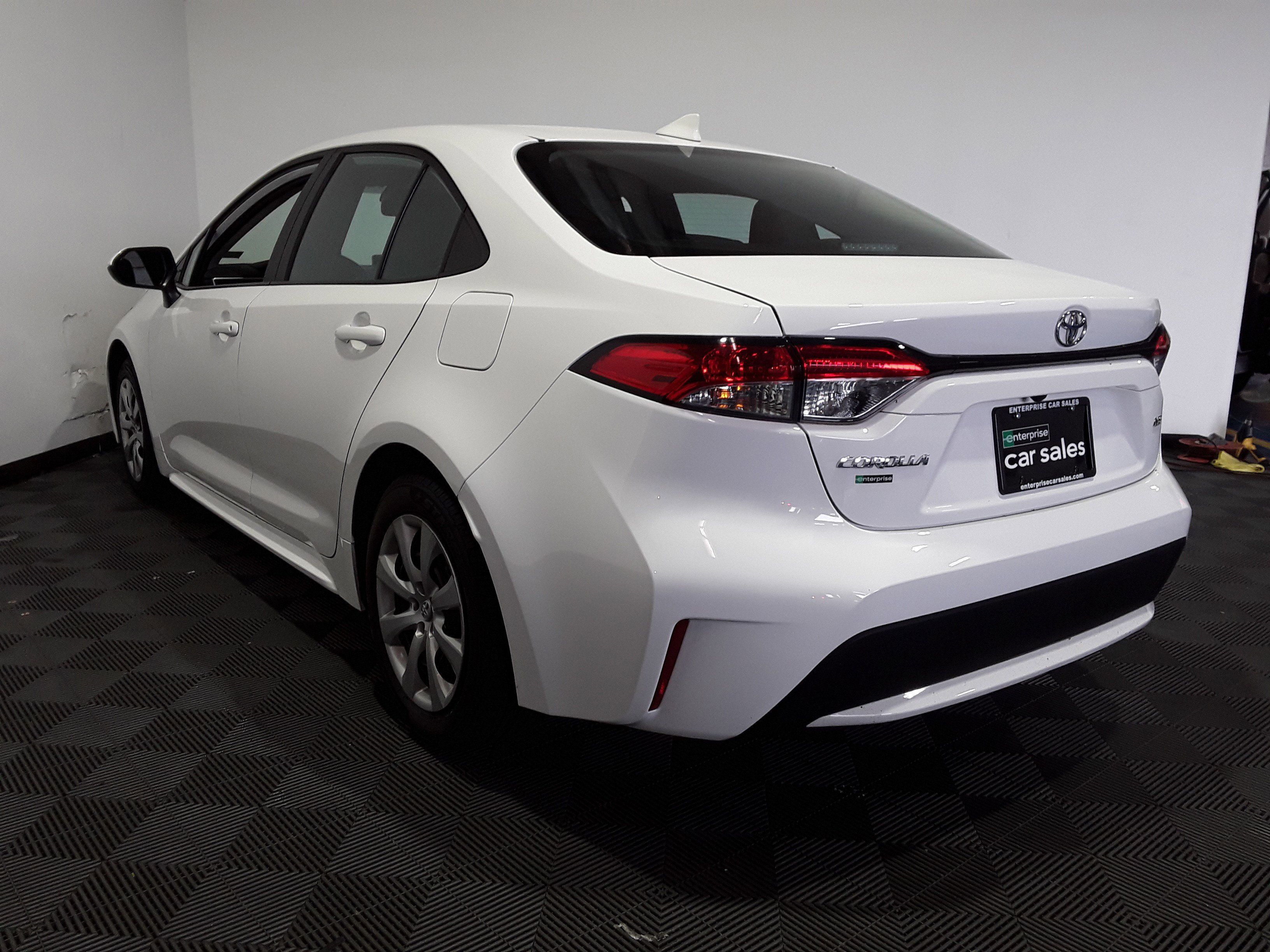 Image 3 of Used 2022 Toyota Corolla LE CVT