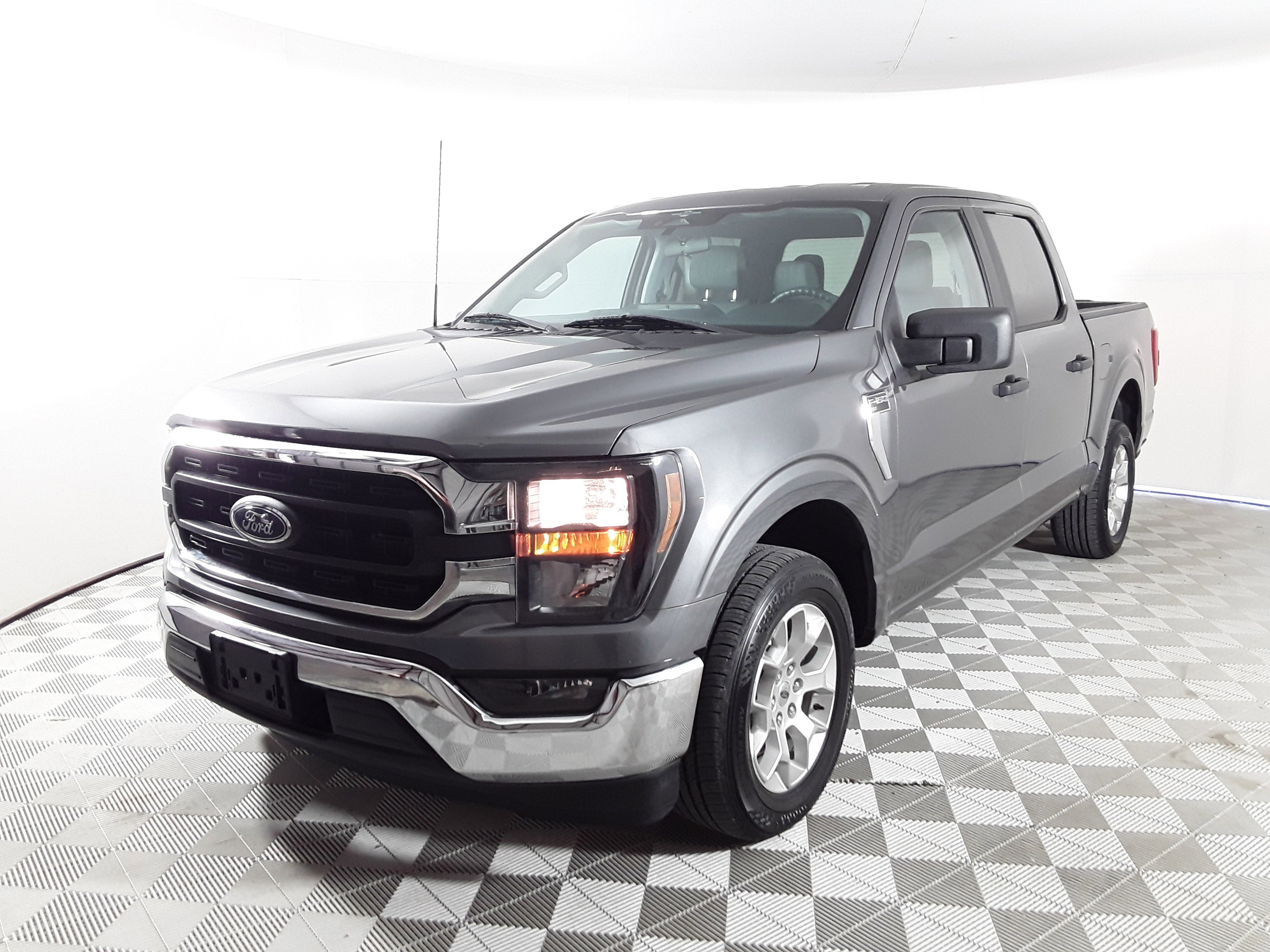 Image 8 of Used 2023 Ford F-150 XLT 2WD SuperCrew 5.5' Box