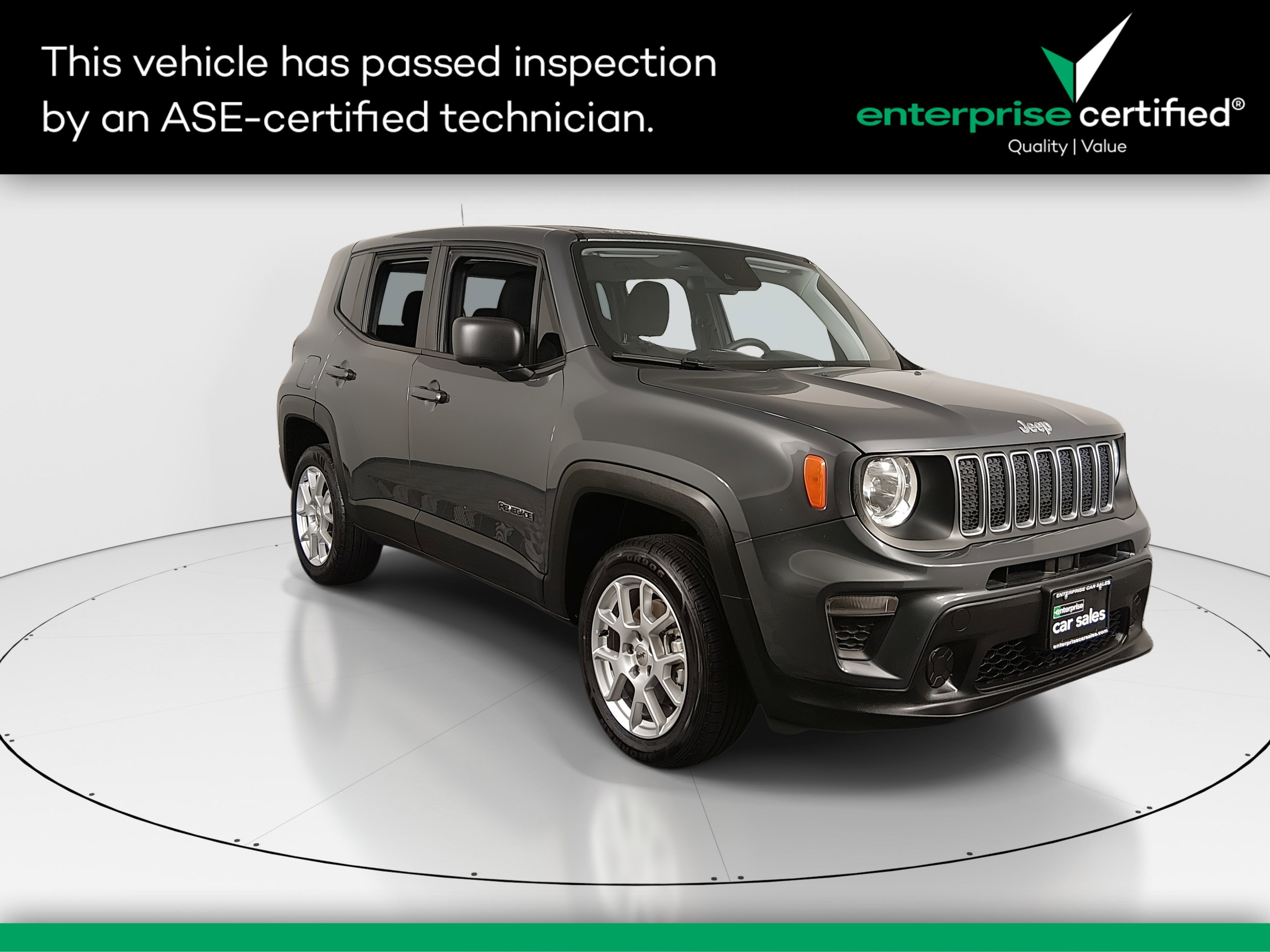 2023 Jeep Renegade Latitude's photo