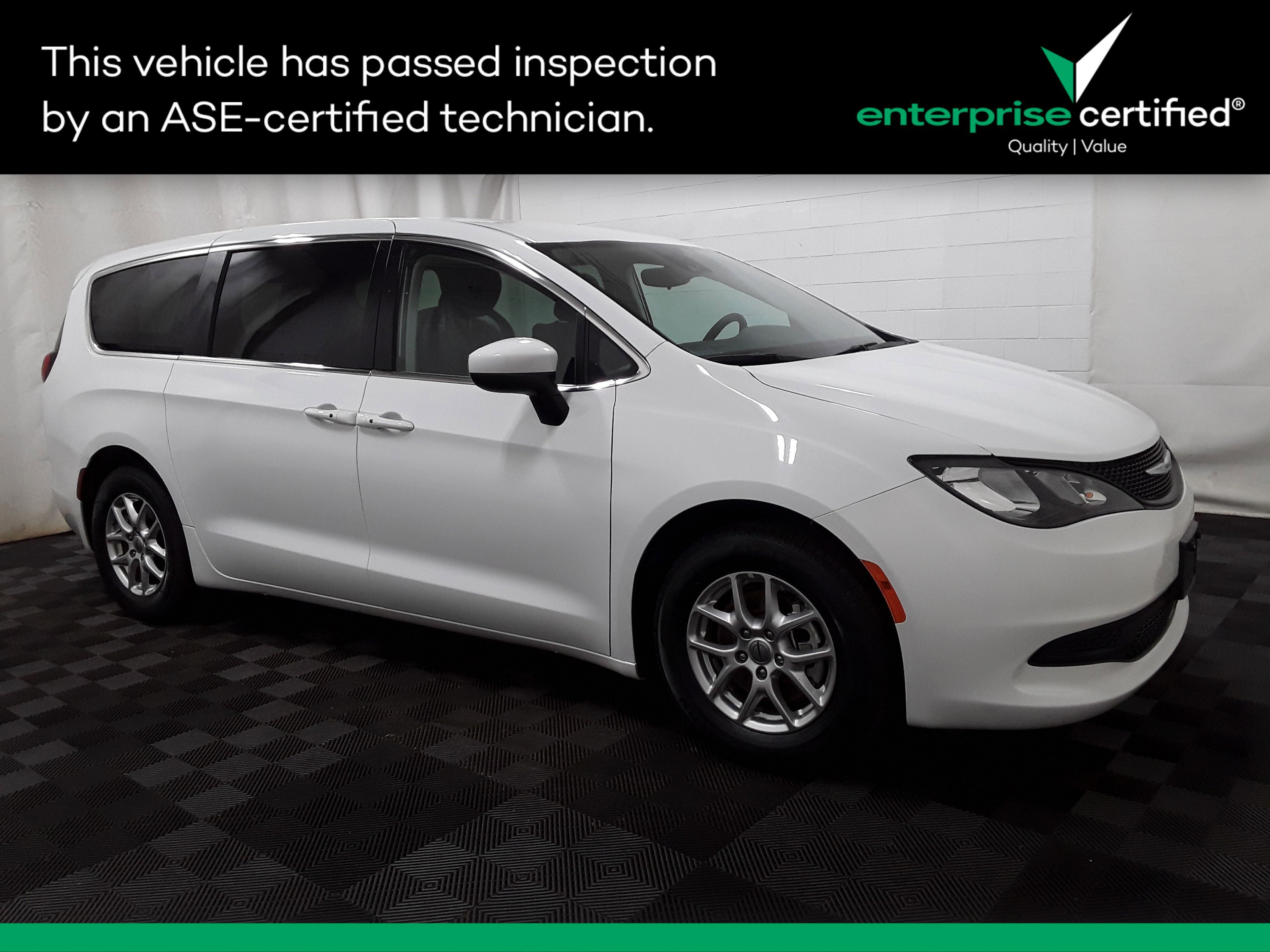 Used 2023 Chrysler Voyager LX FWD