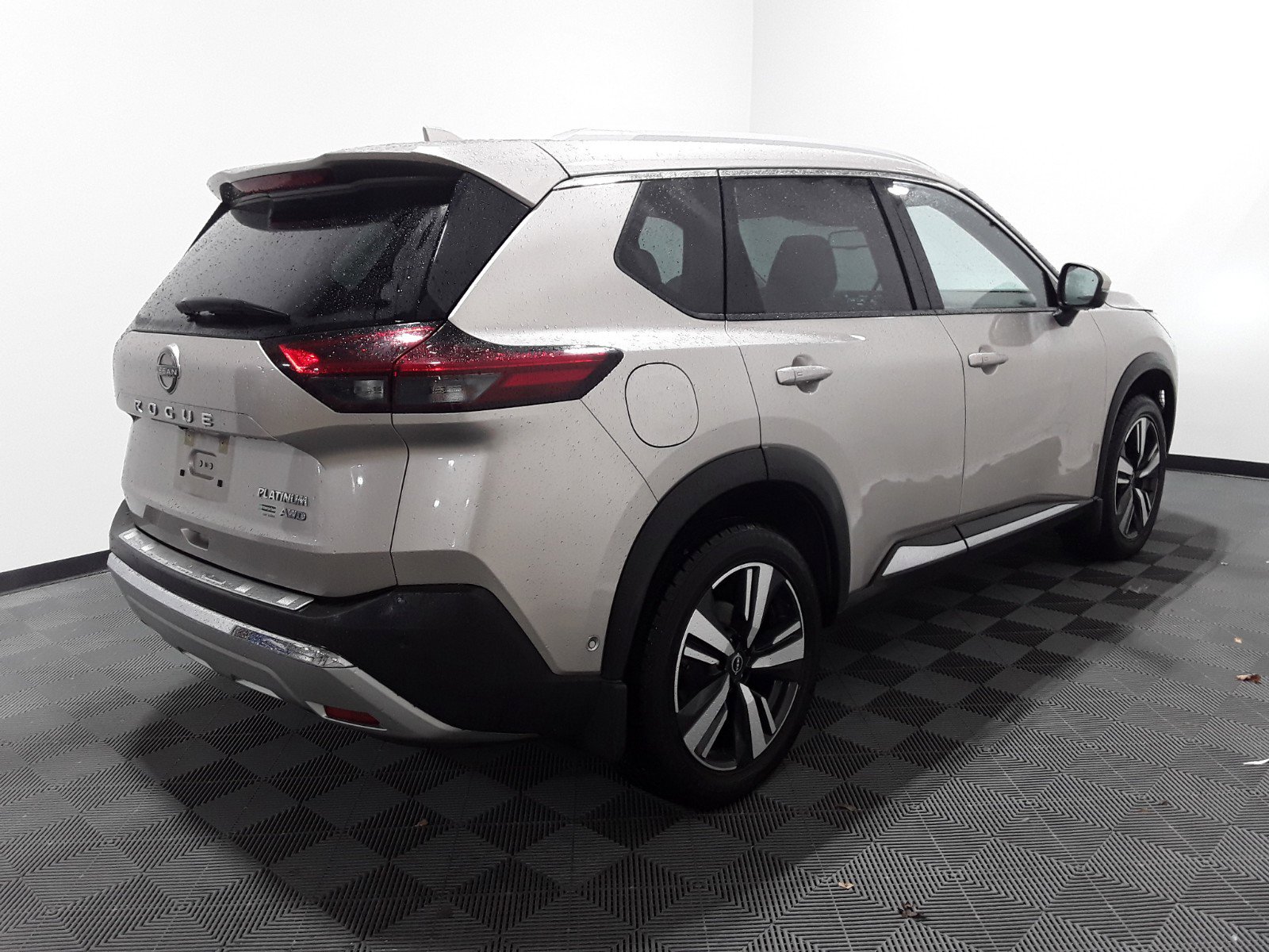 2022 Nissan Rogue AWD Platinum