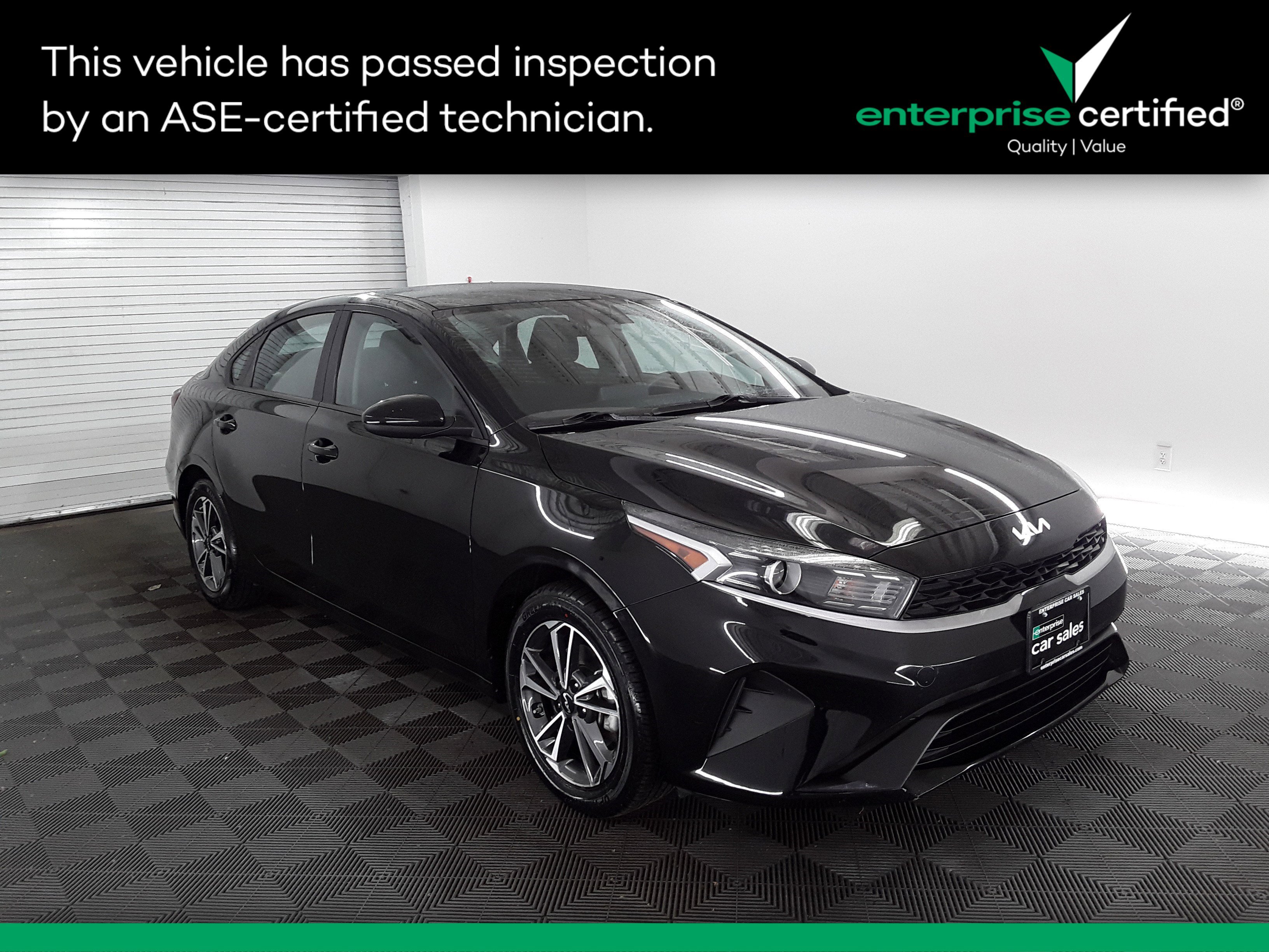 2023 Kia Forte LXS IVT