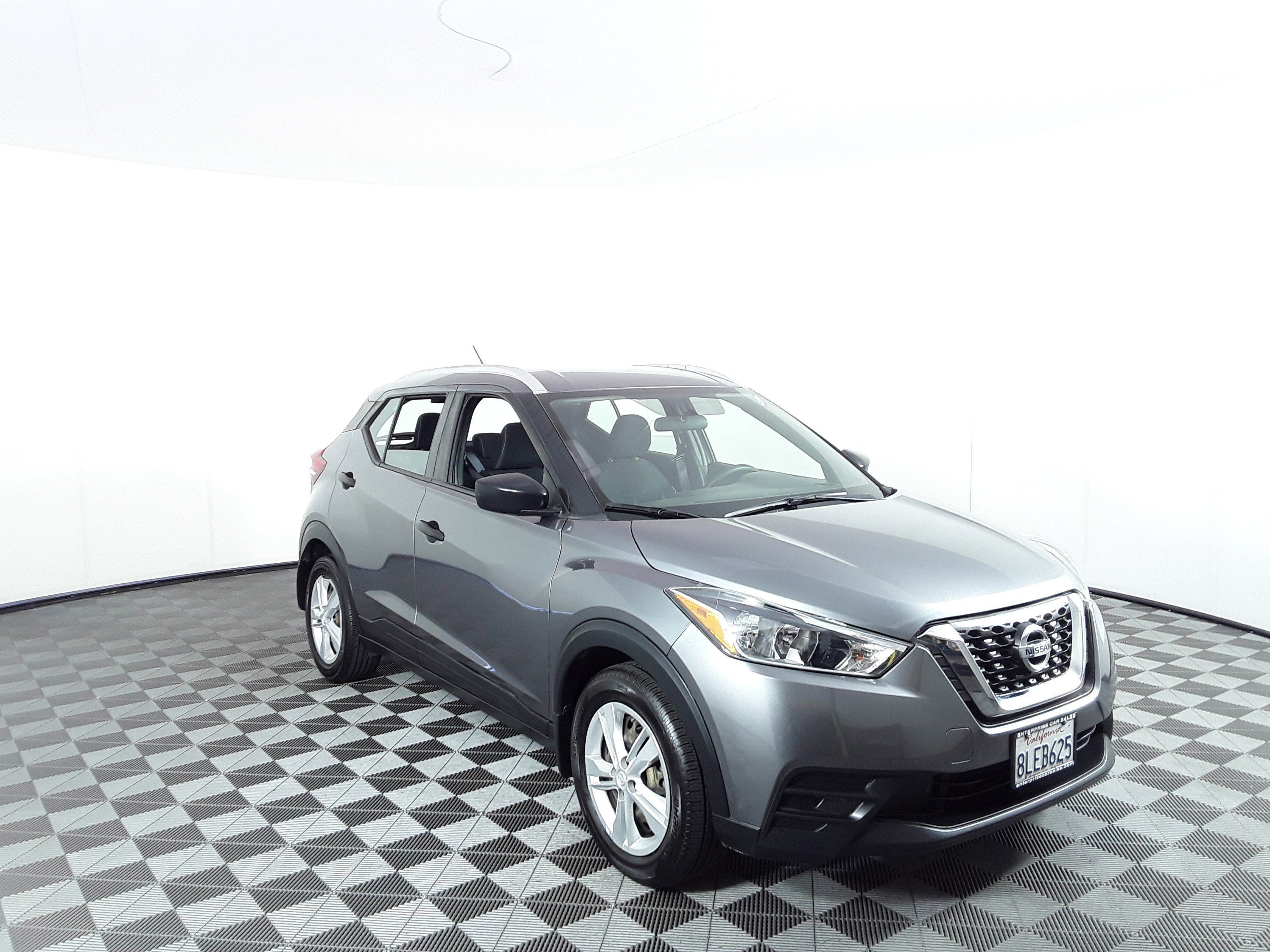 2019 Nissan Kicks S FWD