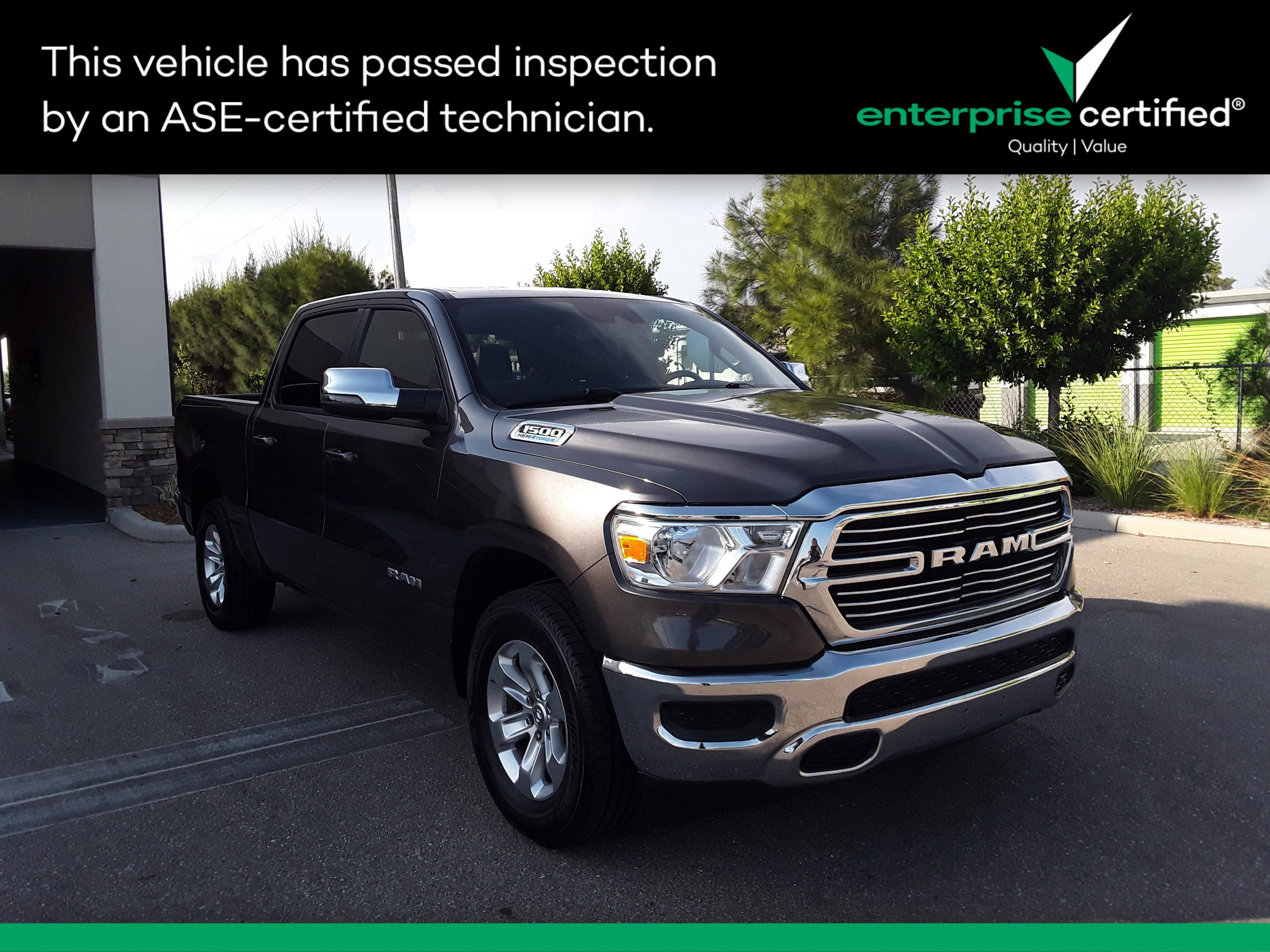 2024 Ram 1500 Laramie 4x2 Crew Cab 5'7