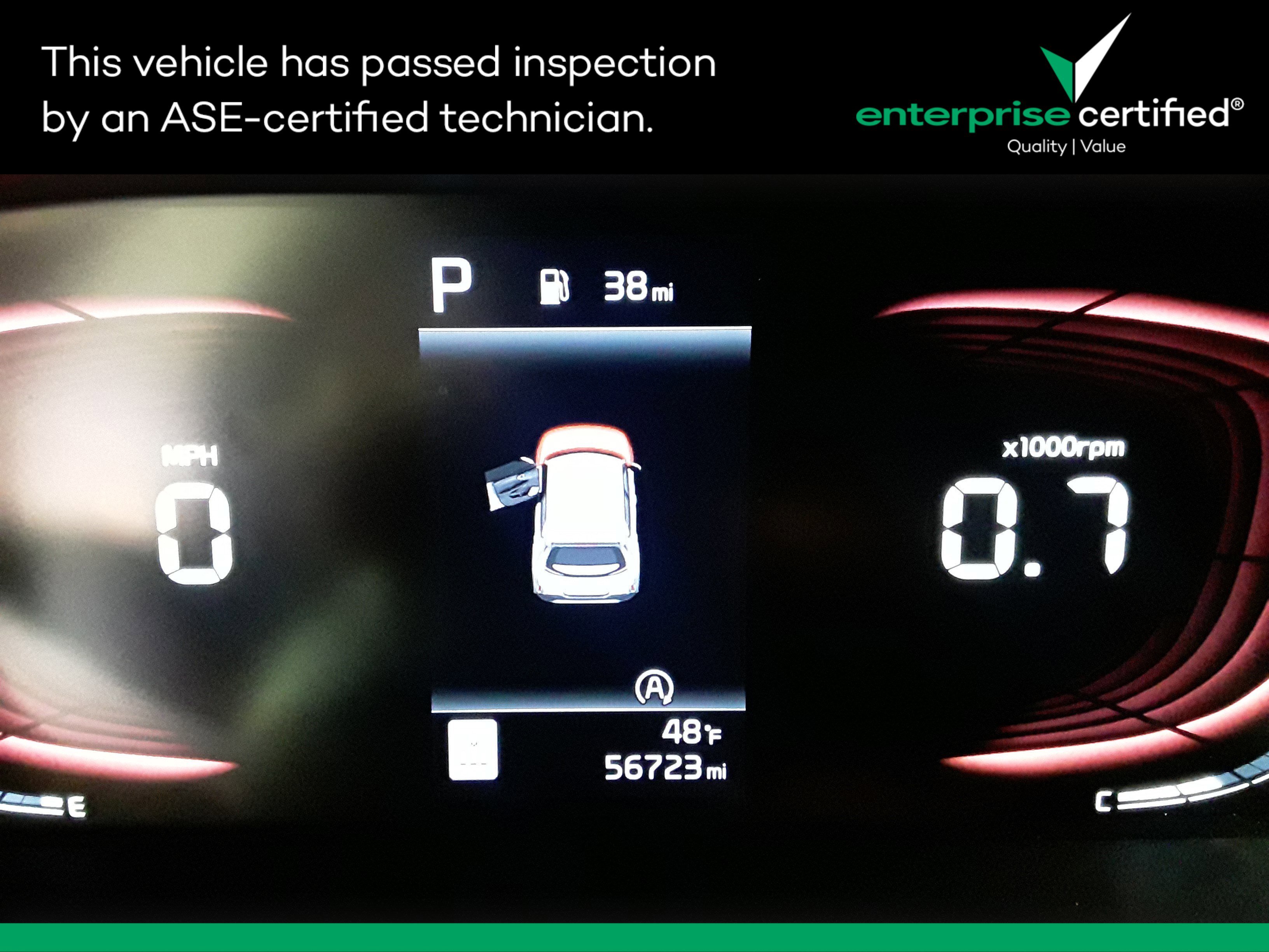 2023 Kia Soul LX's photo