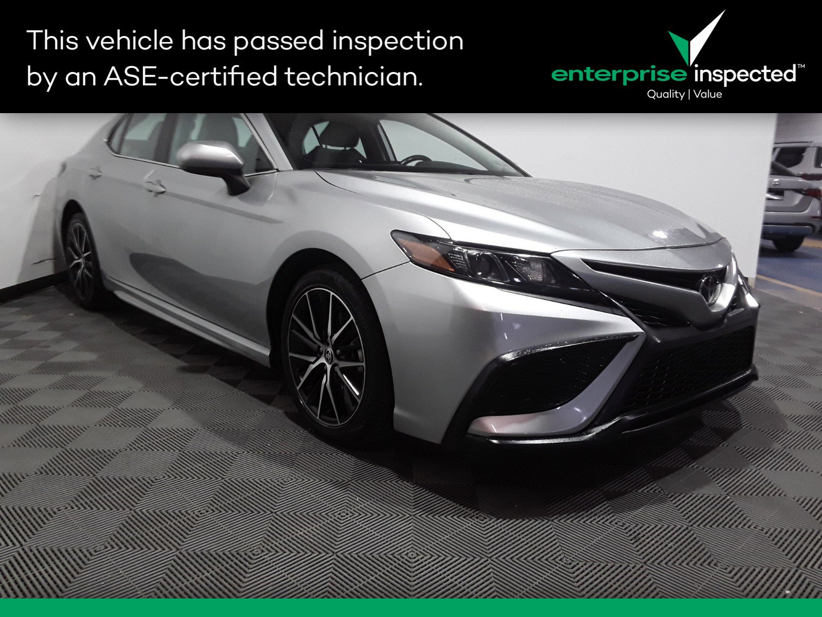 2021 Toyota Camry SE Auto