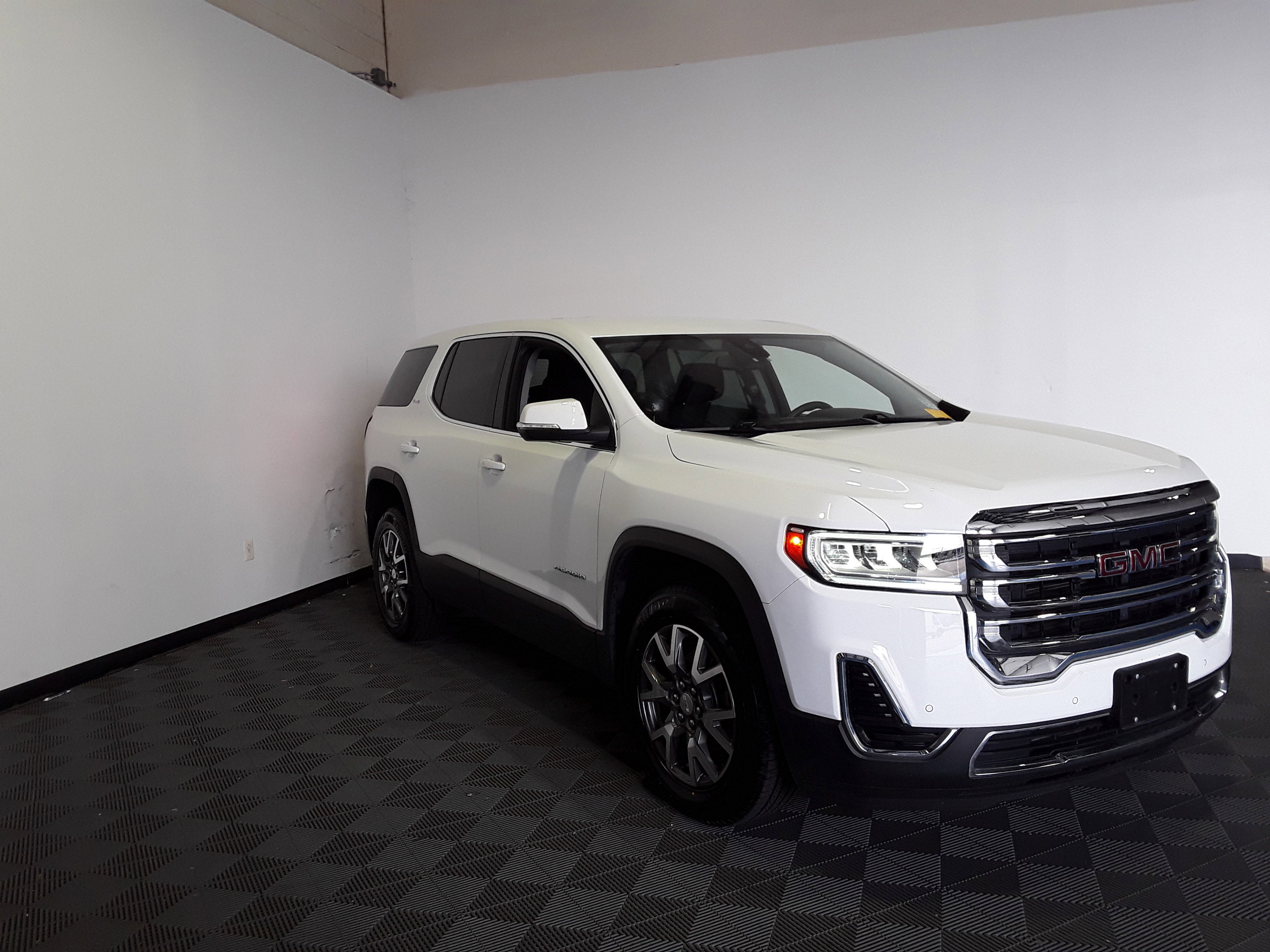 2022 GMC Acadia SLE AWD 4dr
