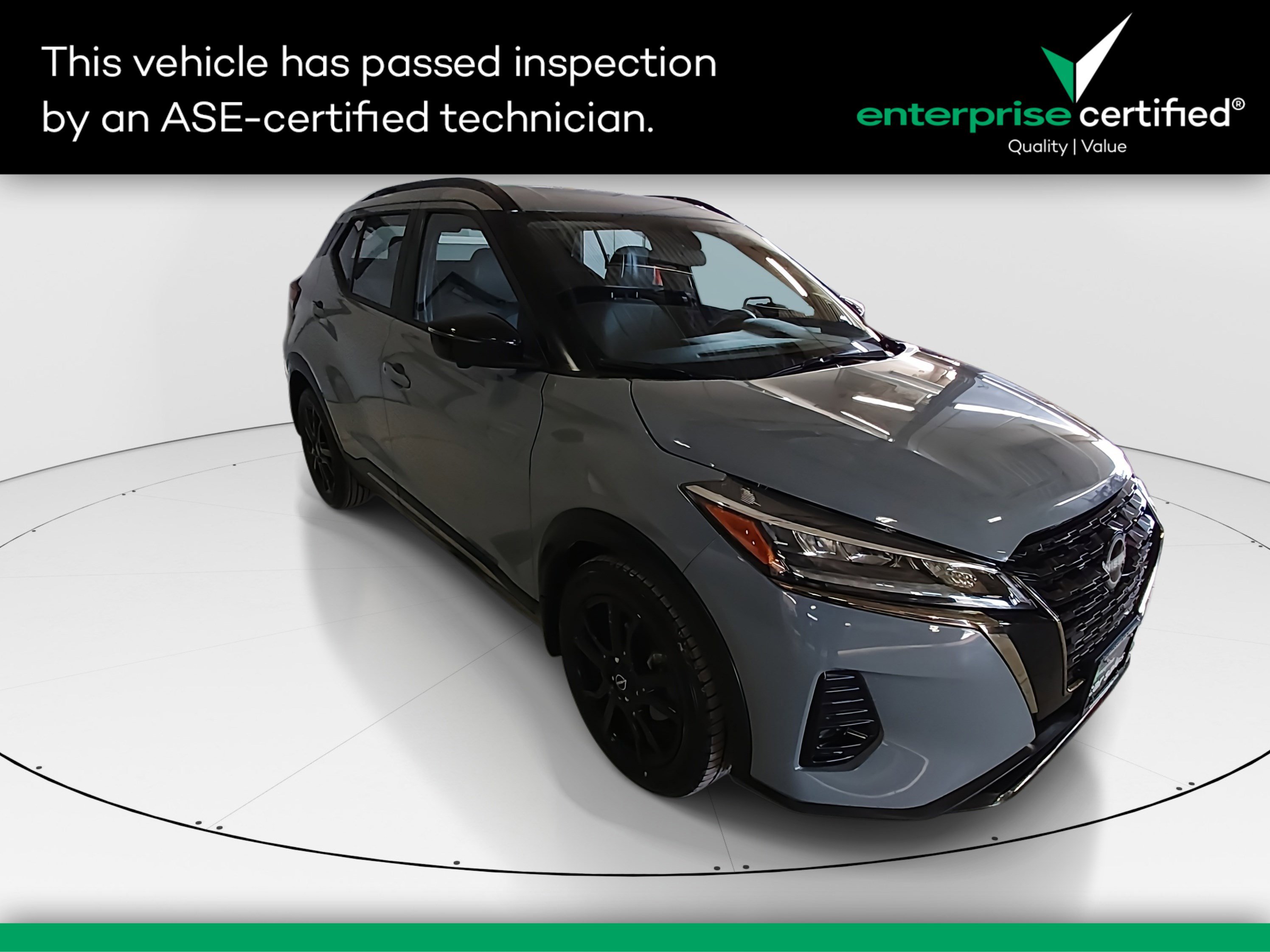 2023 Nissan Kicks SR