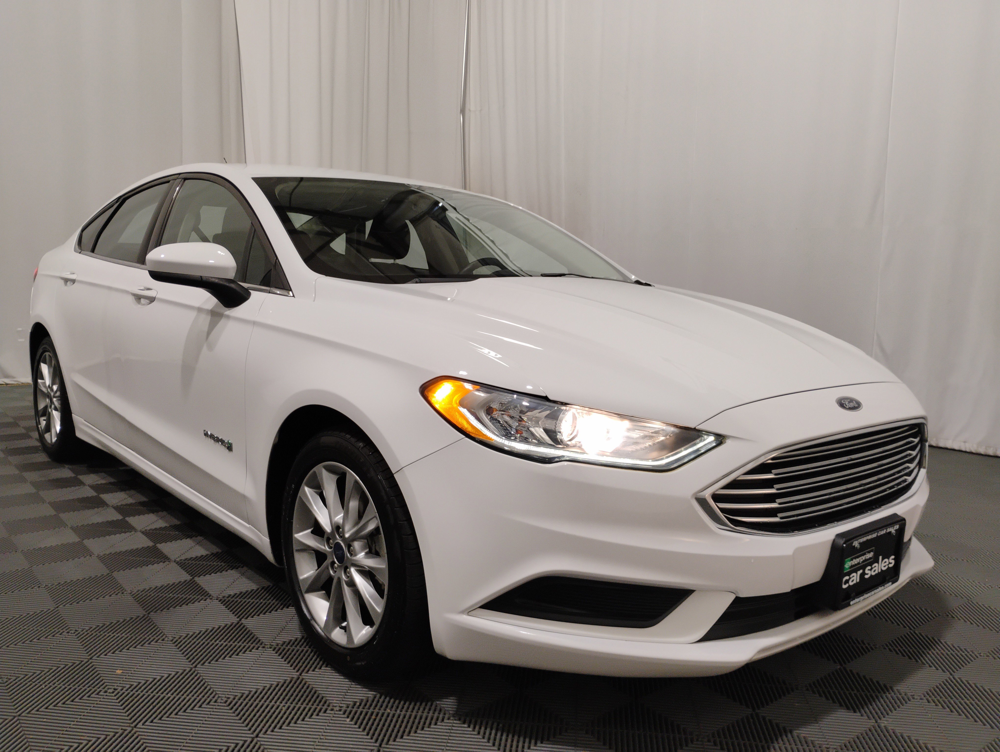 2017 Ford Fusion Hybrid SE FWD