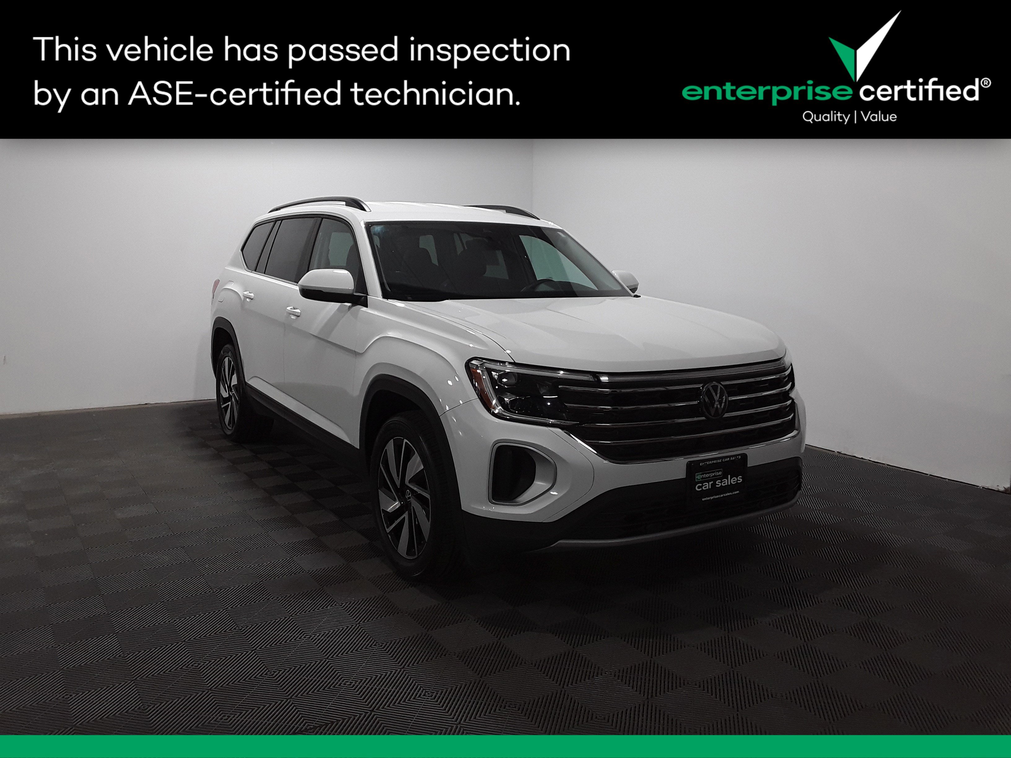 Used 2024 Volkswagen Atlas 2.0T SE w/Technology 4MOTION